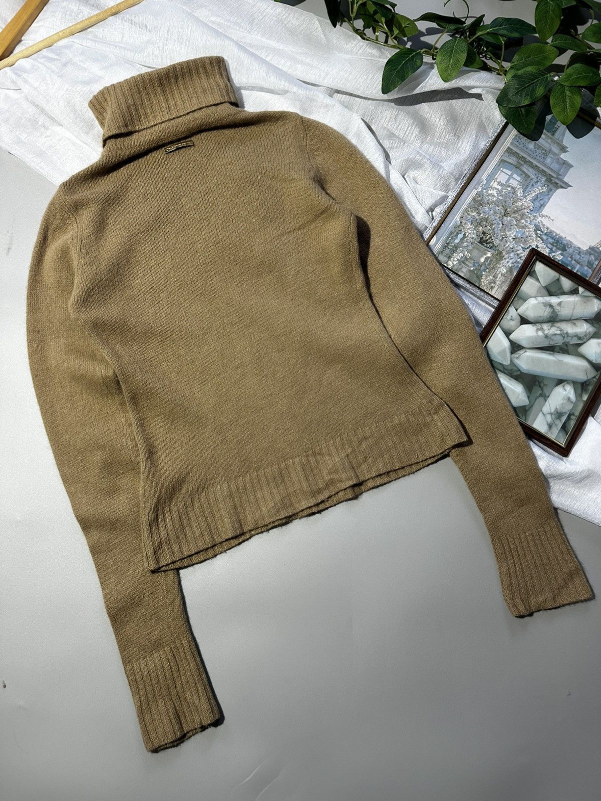 Dolce & Gabbana D&G Dolce & Gabbana Archive Embellished Turtleneck Sweater Size XS / US 0-2 / IT 36-38 - 16 Thumbnail