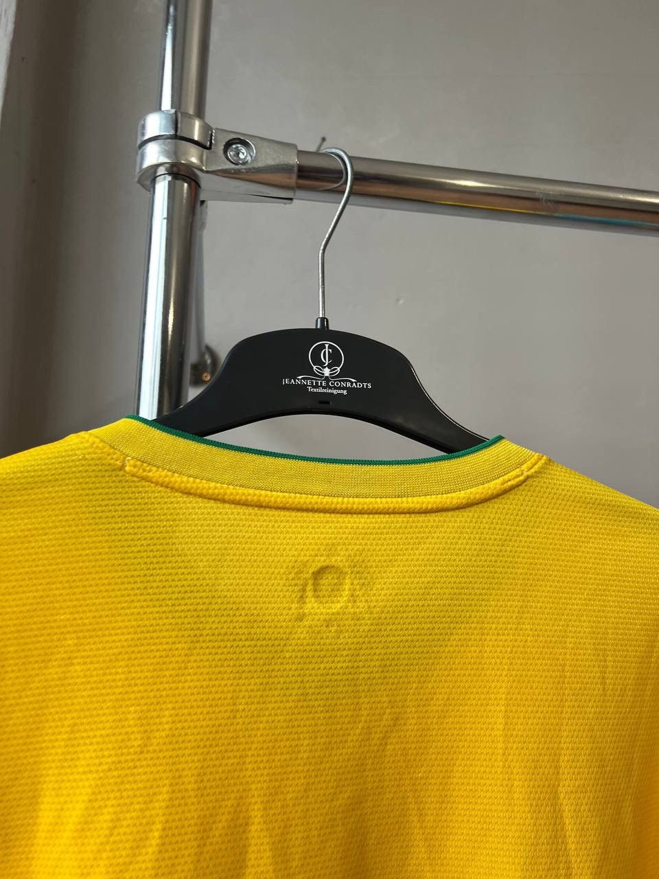 Nike 2012 BRAZIL TEAM HOME SOCCER JERSEY FOOTBALL SHIRT RARE XL Size US XL / EU 56 / 4 - 17 Thumbnail