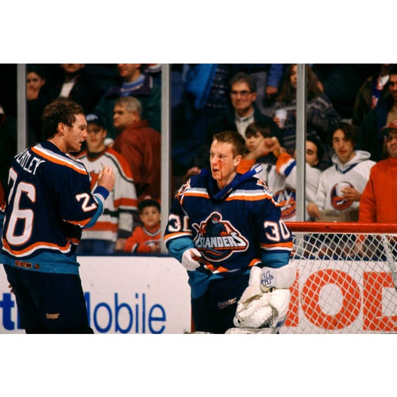 Ccm × NHL New York Islanders 90s CCM Fisherman jersey M hockey vtg Size US M / EU 48-50 / 2 - 7 Thumbnail