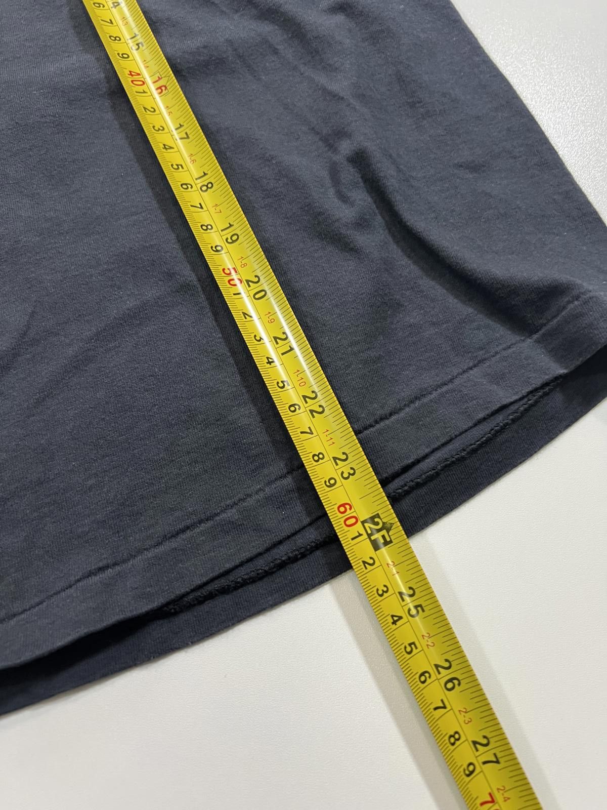 Nike Vintage Nike grey tag Men's XL Graphic T-Shirt Black Size US XL / EU 56 / 4 - 5 Thumbnail
