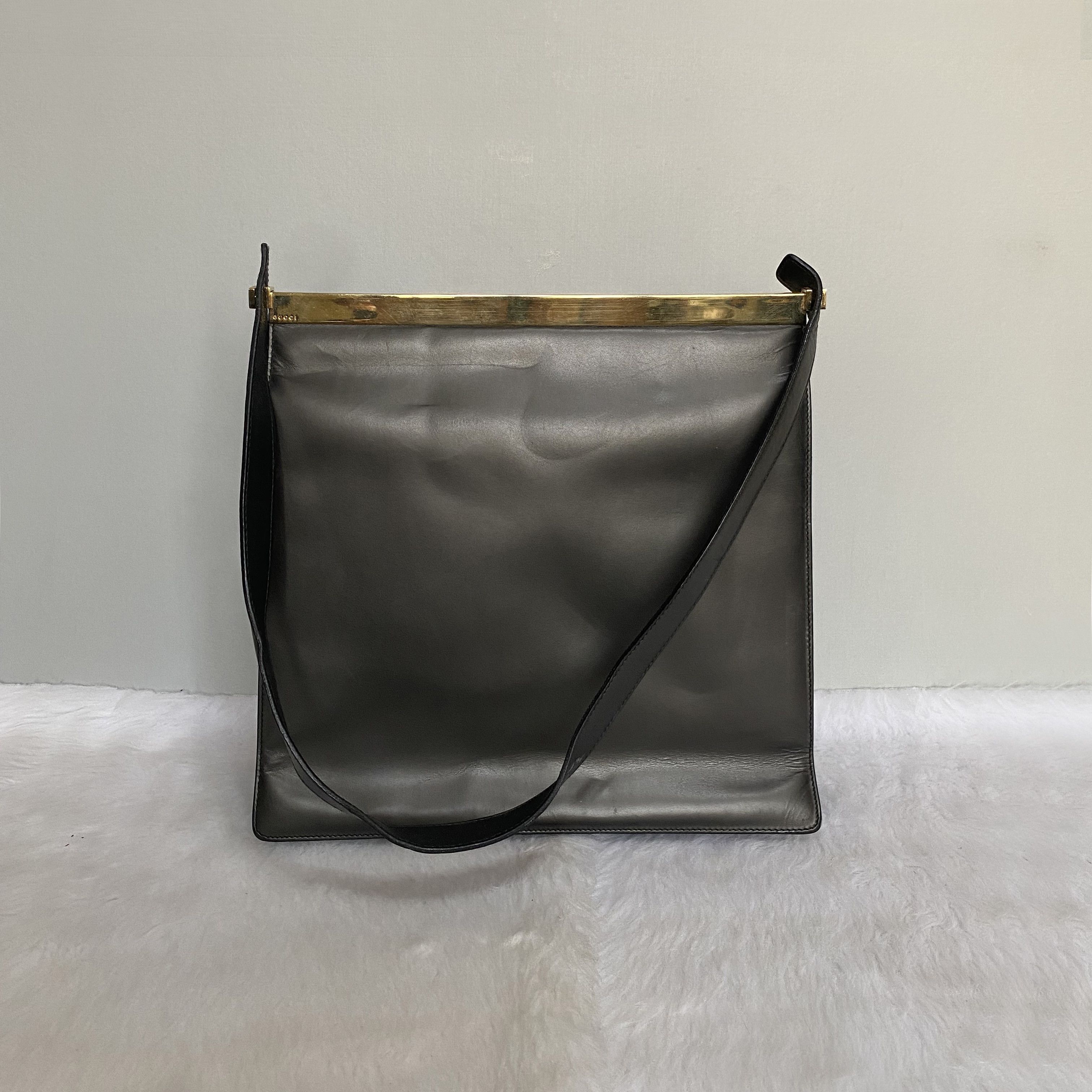 Gucci × Vintage GUCCI Vintage Black Flap Leather Shoulder Bag Size ONE SIZE - 1 Thumbnail
