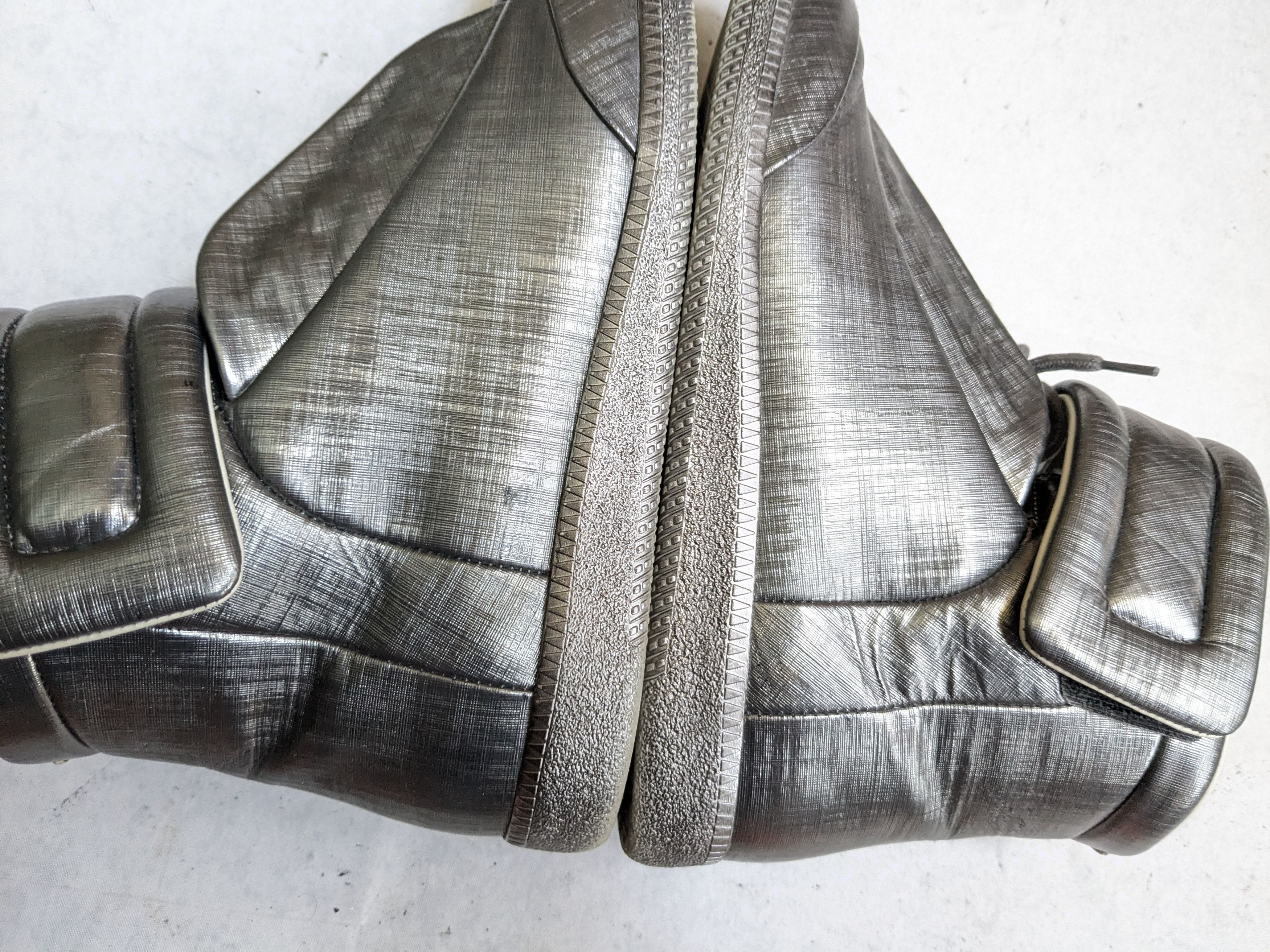 Maison Margiela Maison Margiela Future Silver 8 41 High Tops Leather Size US 8 / EU 41 - 16 Thumbnail