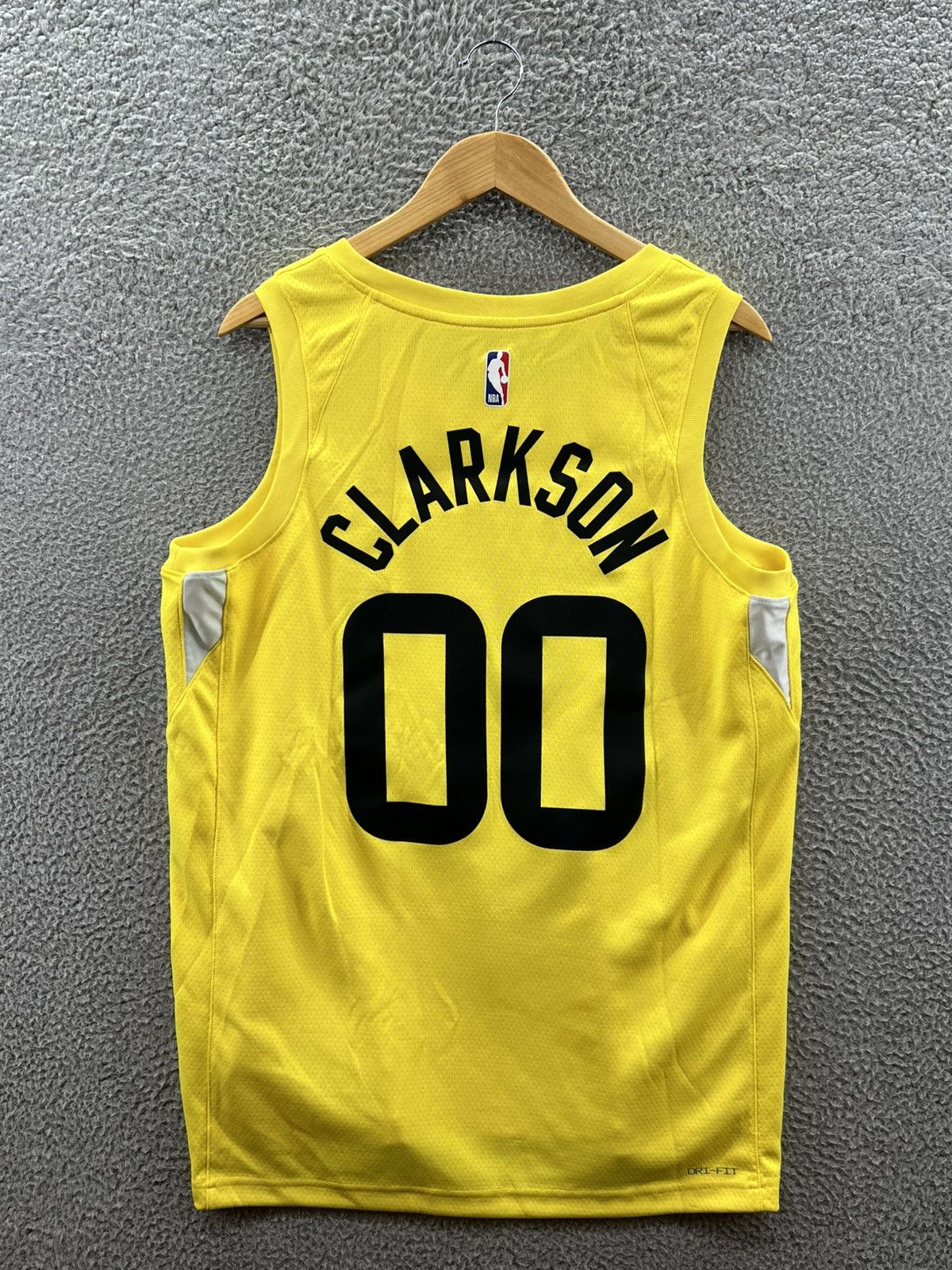 Nike Nike Utah Jazz Icon Edition 2022/23 Men's Dri-FIT NBA Jersey Size US L / EU 52-54 / 3 - 2 Thumbnail