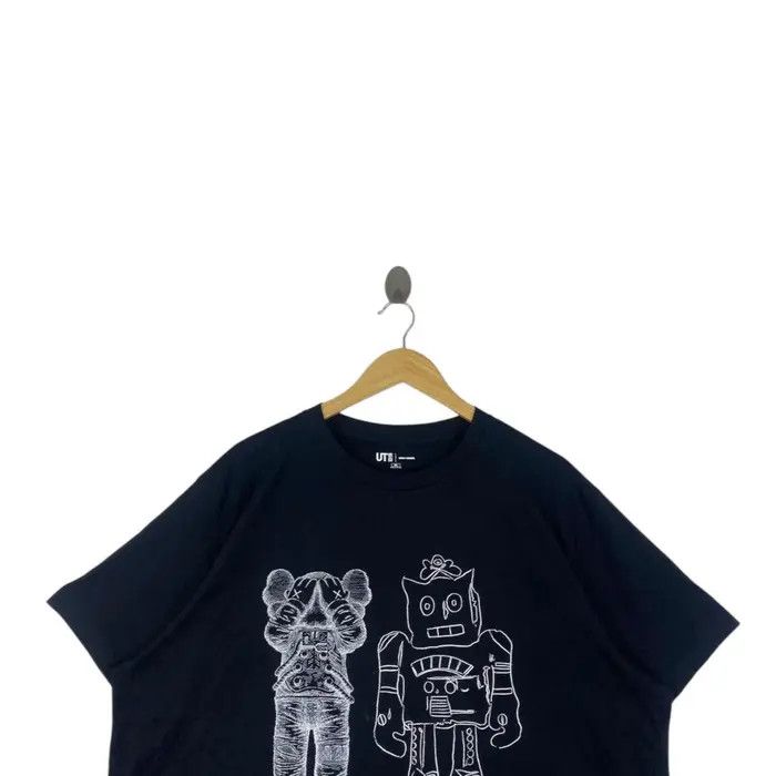 Andy Warhol × Kaws × Uniqlo KAWS x ANDY WARHOL x Uniqlo 2024 Spring Summer Collection Size XL / US 12-14 / IT 48-50 - 2 Thumbnail