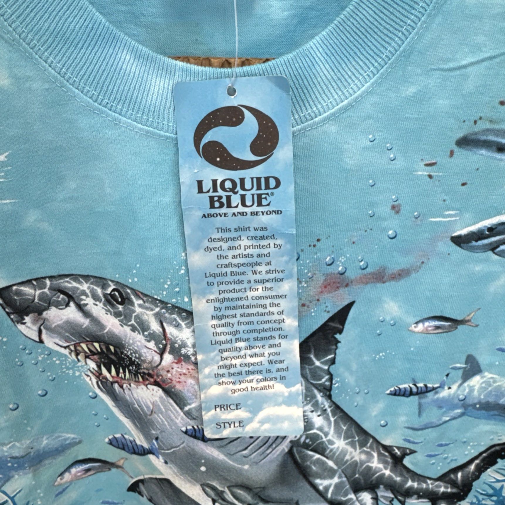 Liquid Blue VINTAGE Liquid Blue Great White Jaws SHARK BITE Ocean T-SHIRT Tie Dye XL Unisex 1990s Graphic Tee Blue Size US XL / EU 56 / 4 - 4 Thumbnail