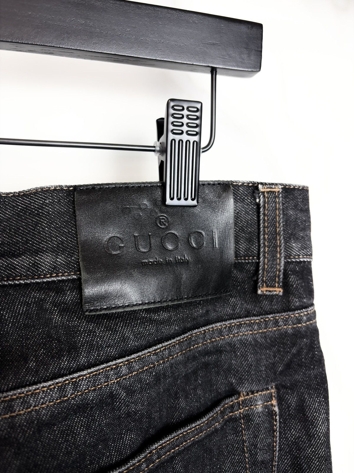 Gucci Gucci Tom Ford Vintage Leather Patch Raw Hem Denim Jeans Size US 32 / EU 48 - 6 Thumbnail
