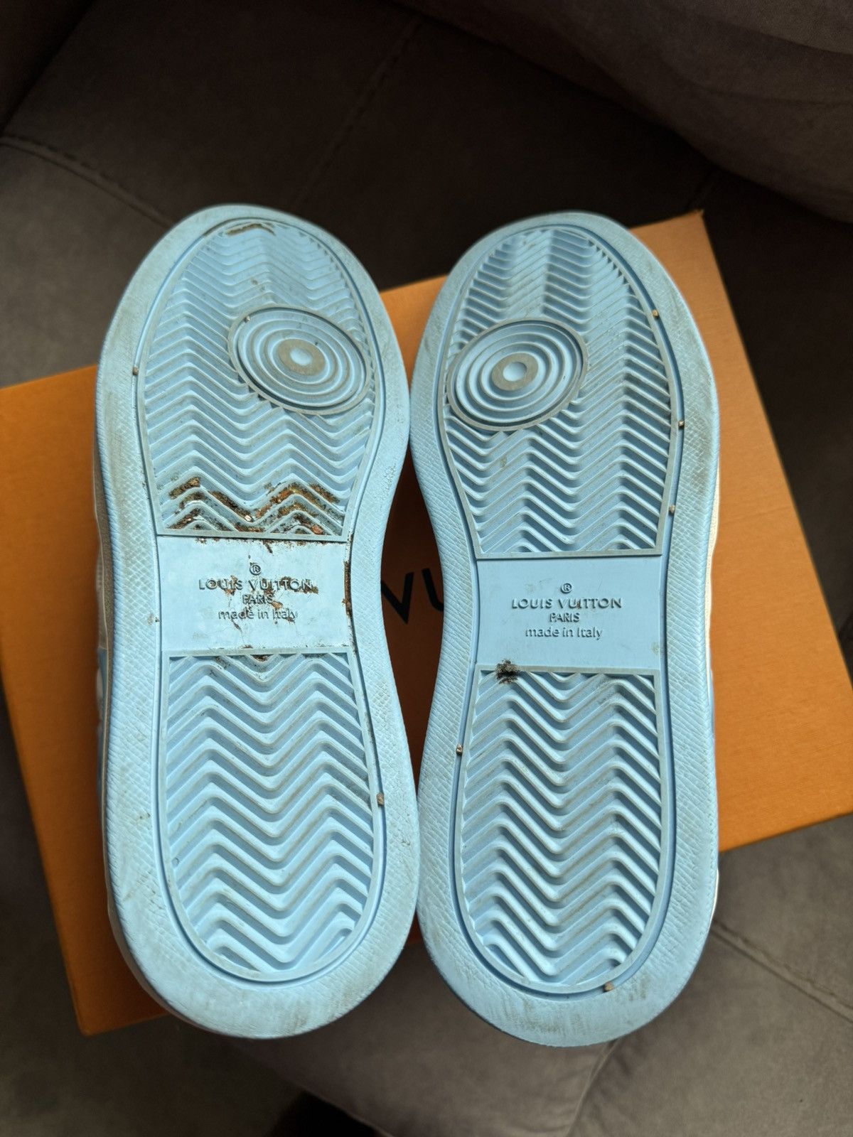 Louis Vuitton LOUIS VUITTON RIVOLI sneakers size UK7 1/2 see all photos!!! Size US 9 / EU 42 - 18 Thumbnail
