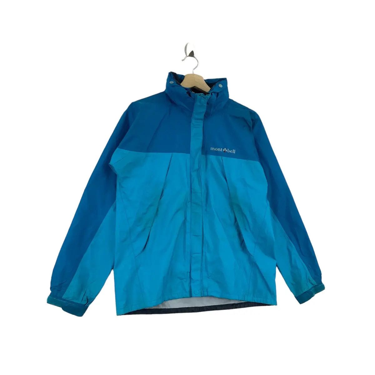 Montbell Vintage MONTBELL JAPAN Outdoor Blue Nylon Hoodie Jacket Size M / US 6-8 / IT 42-44 - 2 Thumbnail