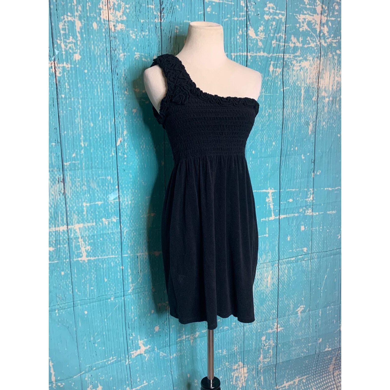 Juicy Couture Juicy Couture black smocked one shoulder dress size small Size S / US 4 / IT 40 - 12 Thumbnail