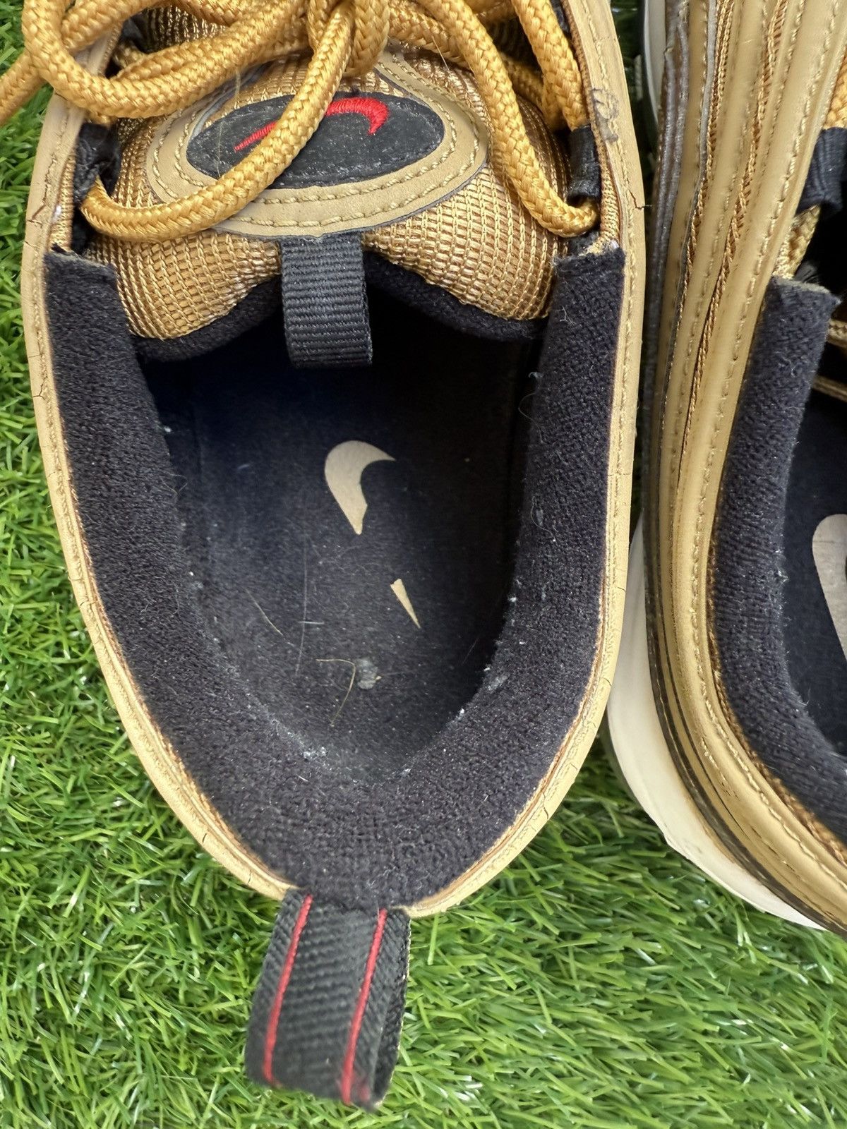 Nike Nike Airmax 97 Gold size 9.5 Size US 9.5 / EU 42-43 - 4 Thumbnail