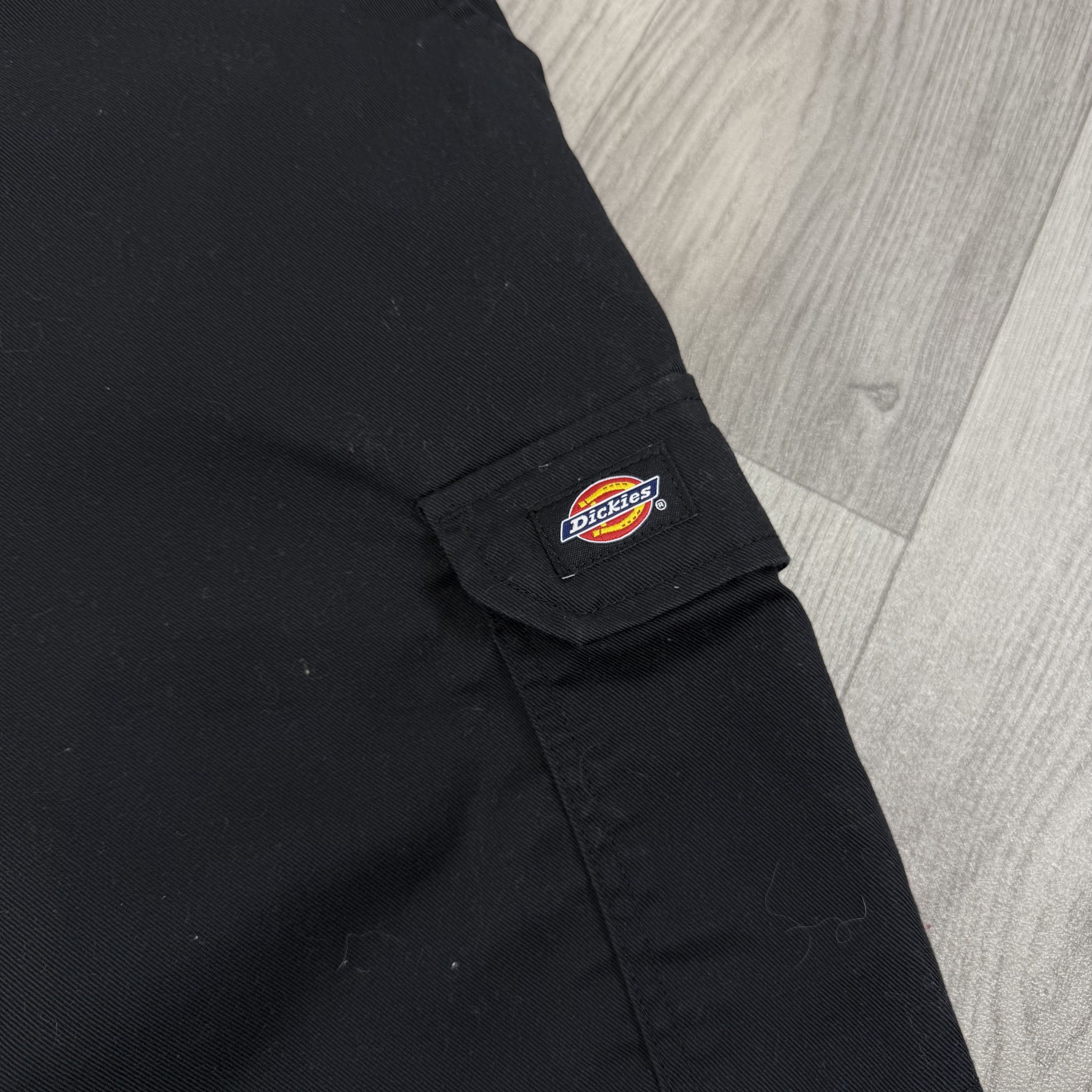Dickies Vintage Dickies 90s Workwear Cargo Carpenter Black Shorts Size US 34 / EU 50 - 7 Thumbnail