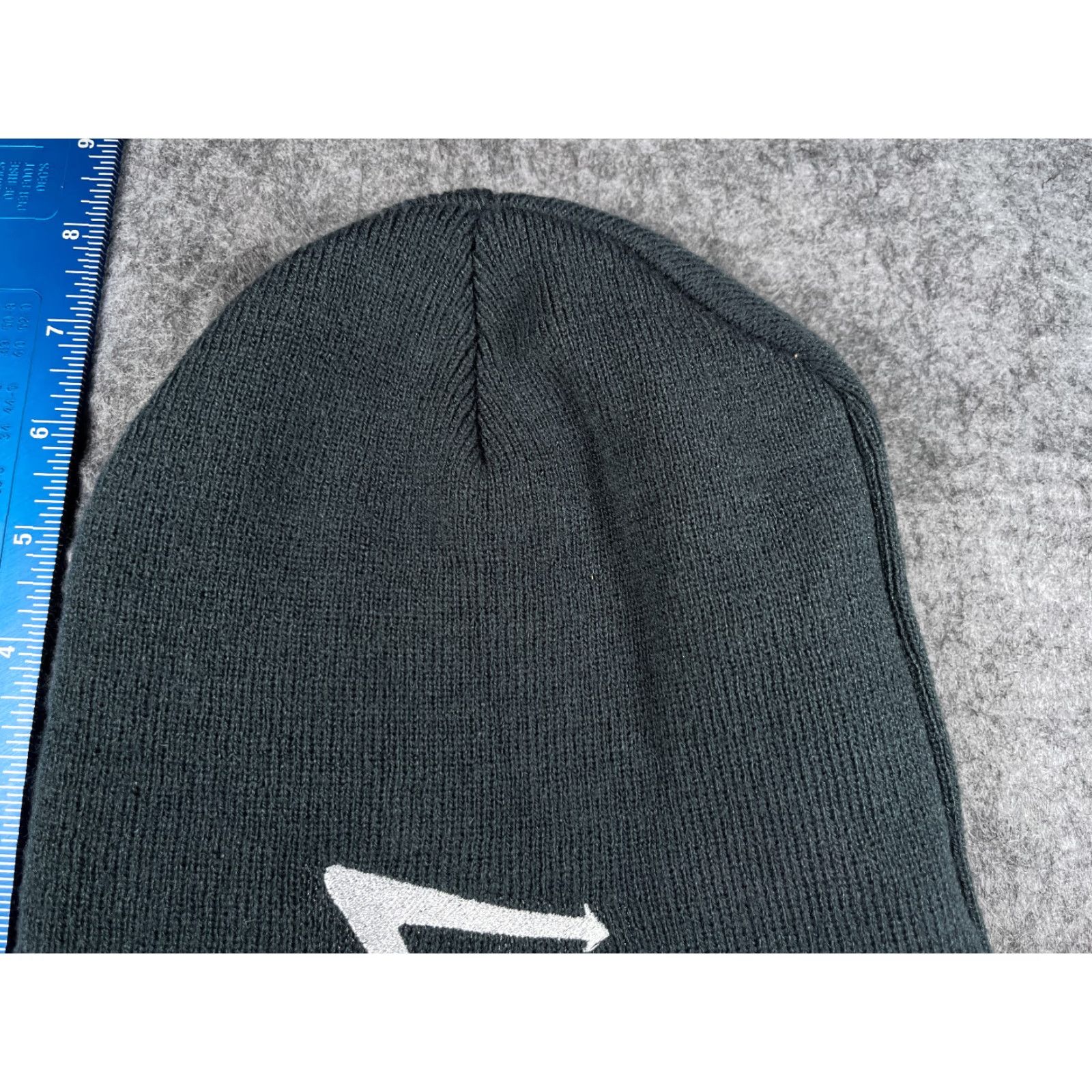 Vintage IN-N-Out Burger Beanie Toque Adult One Size Gray Knit 100% Acrylic Workwear Size ONE SIZE - 3 Thumbnail