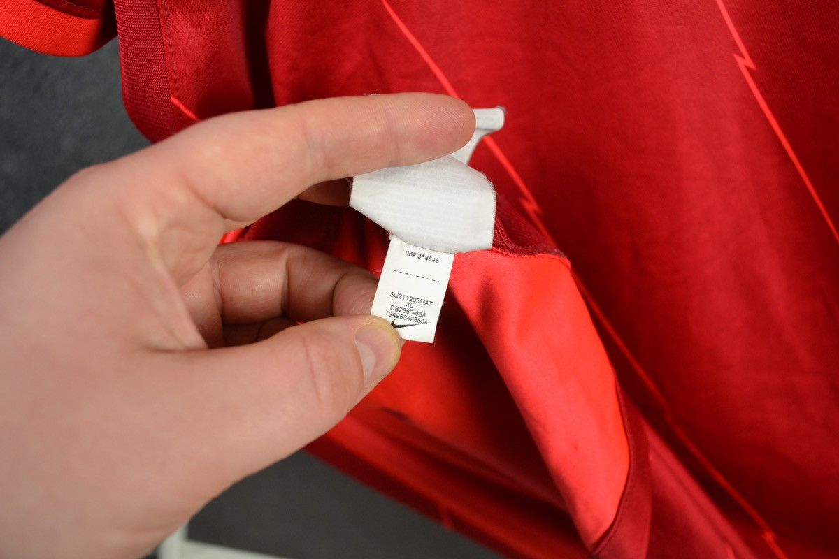 Nike Liverpool 2021 2022 home Nike soccer football jersey Size US XL / EU 56 / 4 - 10 Thumbnail
