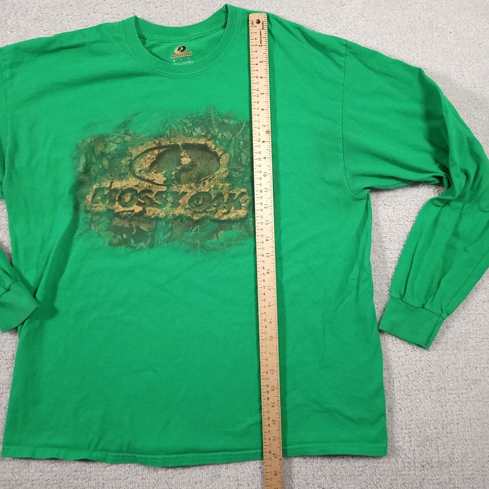 Vintage Mossy Oak T Shirt Mens XL Green Long Sleeve Graphic Tee Crewneck Outdoors Casual Mens XL Green Mossy Oak Shirt Size US XL / EU 56 / 4 - 7 Thumbnail