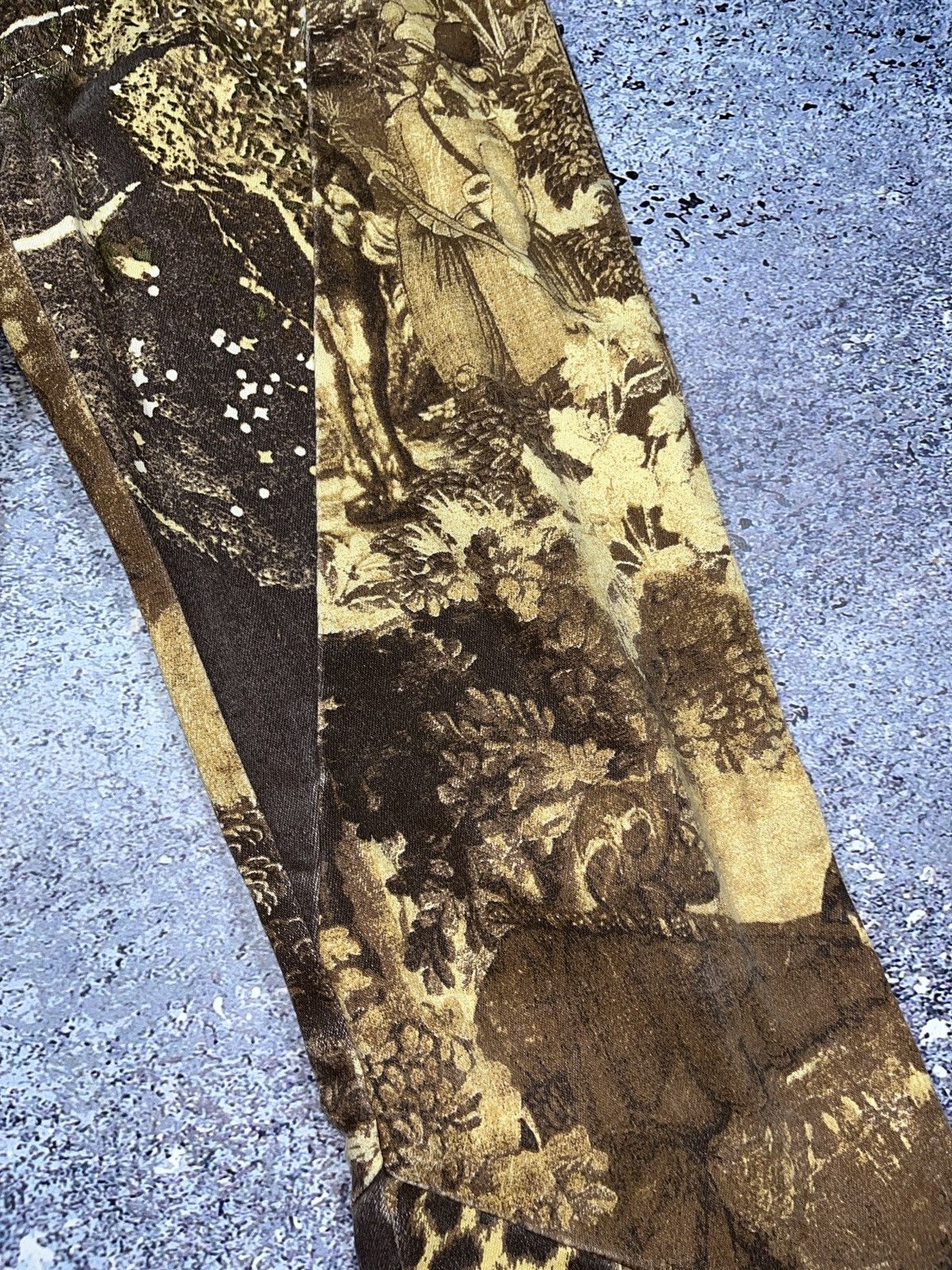 Japanese Brand Y2k Robeto Cavalli style Baroque Art Flared Denim Pants Size 27" / US 4 / IT 40 - 3 Thumbnail