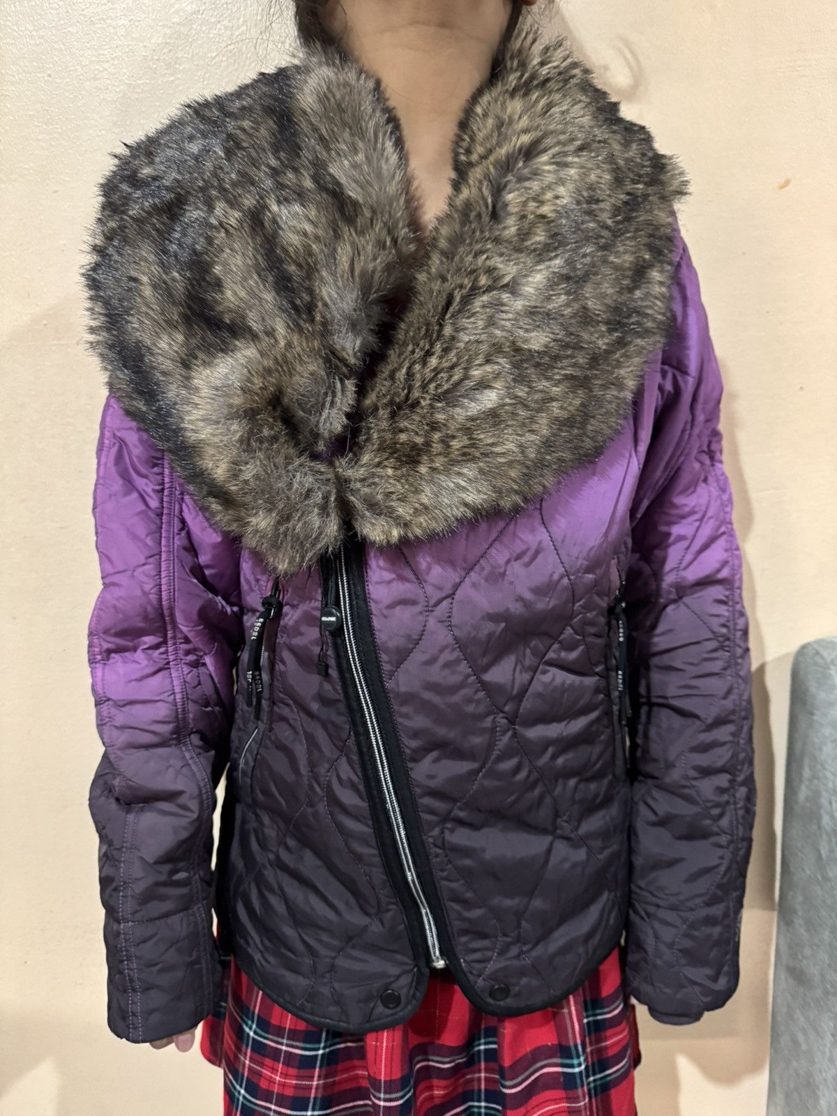 If Six Was Nine Diesel Fur Gradient Asymmetrical Puffer Jacket Size S / US 4 / IT 40 - 14 Thumbnail