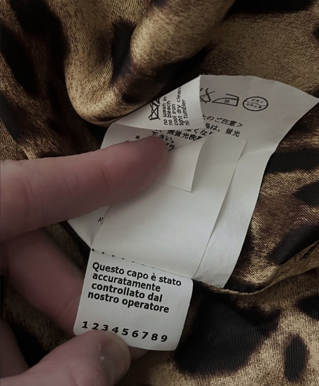 Dolce & Gabbana 2010s Dolce and Gabbana Leopard Print Parka Size US M / EU 48-50 / 2 - 24 Thumbnail