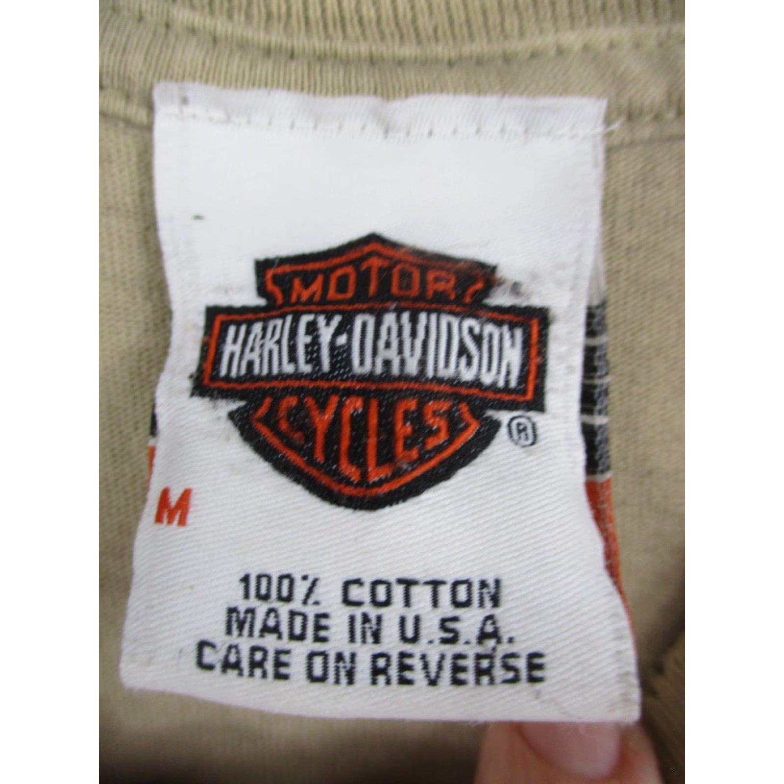 Harley Davidson VINTAGE Harley-Davidson Shirt Mens M Pacific Aloha Waikiki Hawaii 1999 USA Beige Crew Neck Graphic Print Skull 100% Cotton Short Sleeve Made in USA Size US M / EU 48-50 / 2 - 4 Thumbnail