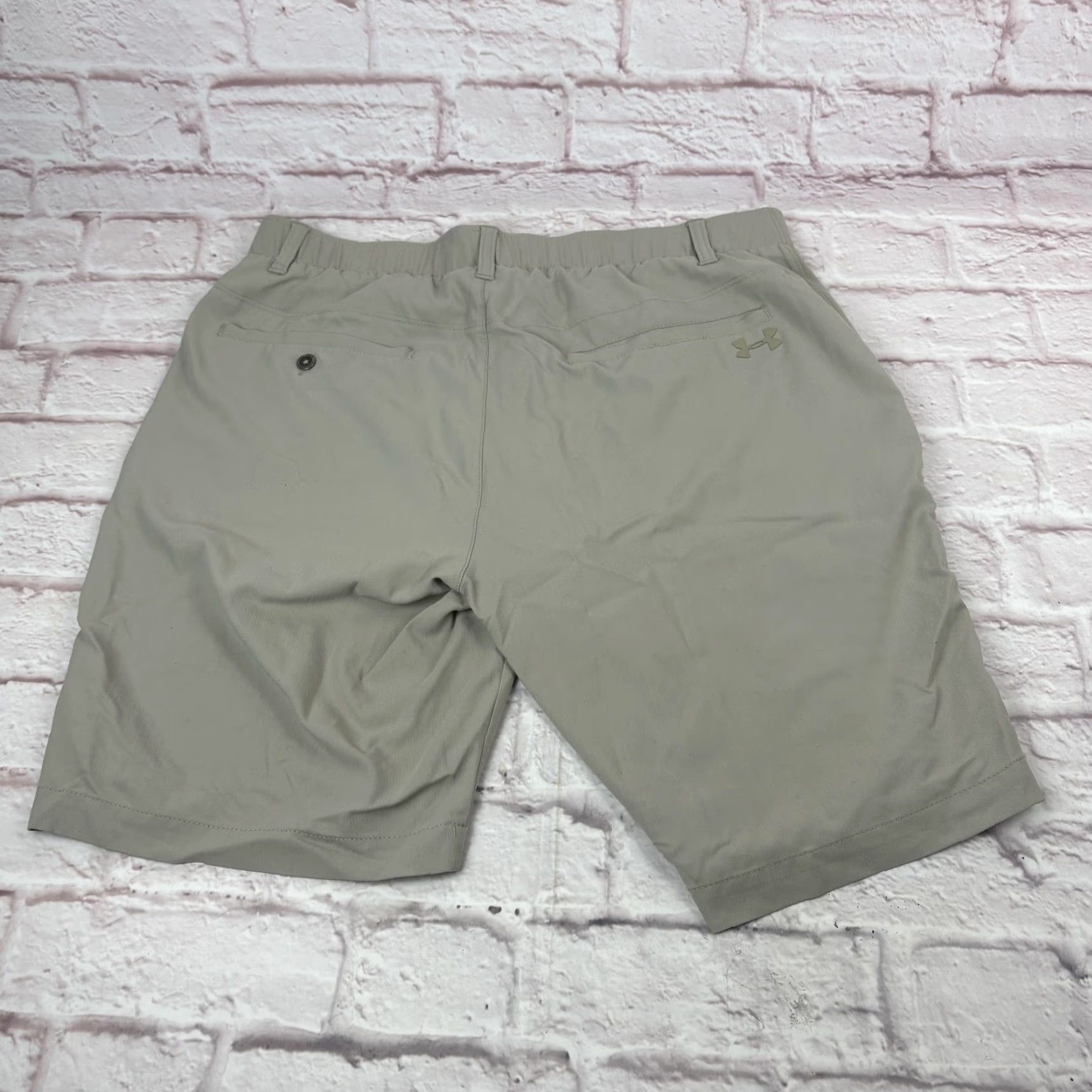 Under Armour Under Armour Mens 36 Beige HeatGear Shorts Golf Activewear Quick Dry Elastic Waist Pockets Size US 36 / EU 52 - 5 Thumbnail