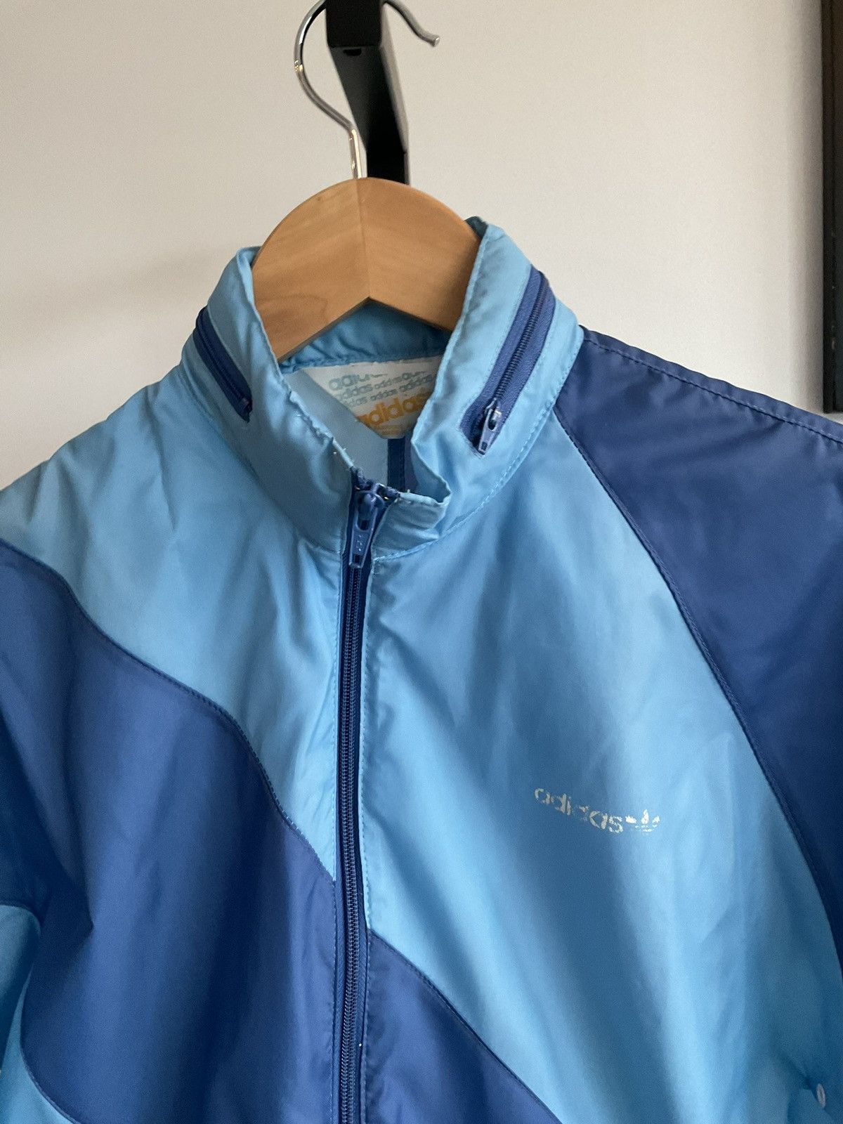 Adidas × Vintage Vintage 70s Adidas 3 Stripes Two Tone Windbreaker Jacket Size US L / EU 52-54 / 3 - 4 Thumbnail