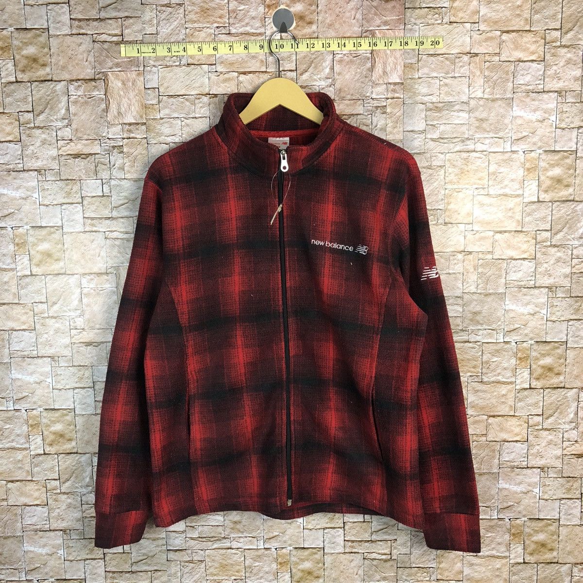 New Balance × Vintage New Balance Red Checkred Sweatshirt #A383 Size US M / EU 48-50 / 2 - 1 Thumbnail