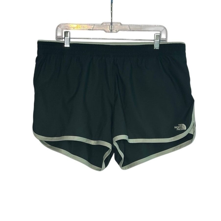 The North Face The North Face green running shorts size XL Size 36" / US 14 / IT 50 - 14 Thumbnail