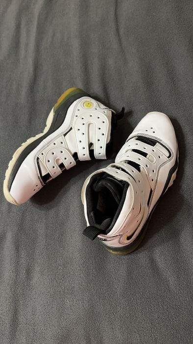 sharkleys nike shoes