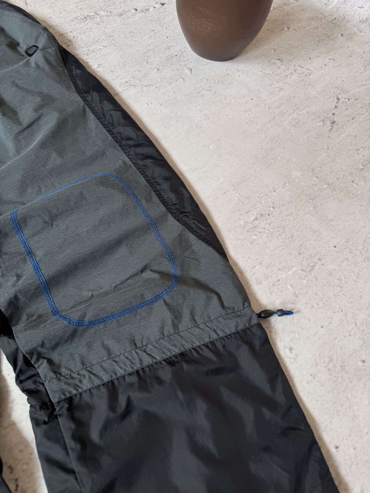 Nike × Vintage NIKE NYLON VINTAGE Y2K OVERSIZE BAGGY FIT PANTS SWEATPANTS Size US 32 / EU 48 - 4 Thumbnail