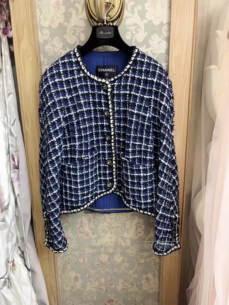 Chanel Chanel 23p blue checkered jacket Size XS / US 0-2 / IT 36-38 - 1 Thumbnail