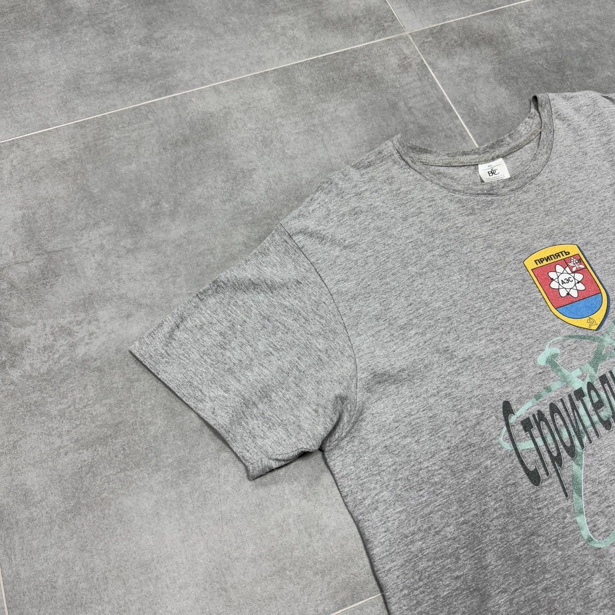 Vintage Stalker Builder Pripyat Chernobyl T-Shirt Size 4XL Size US XXL / EU 58 / 5 - 2 Thumbnail