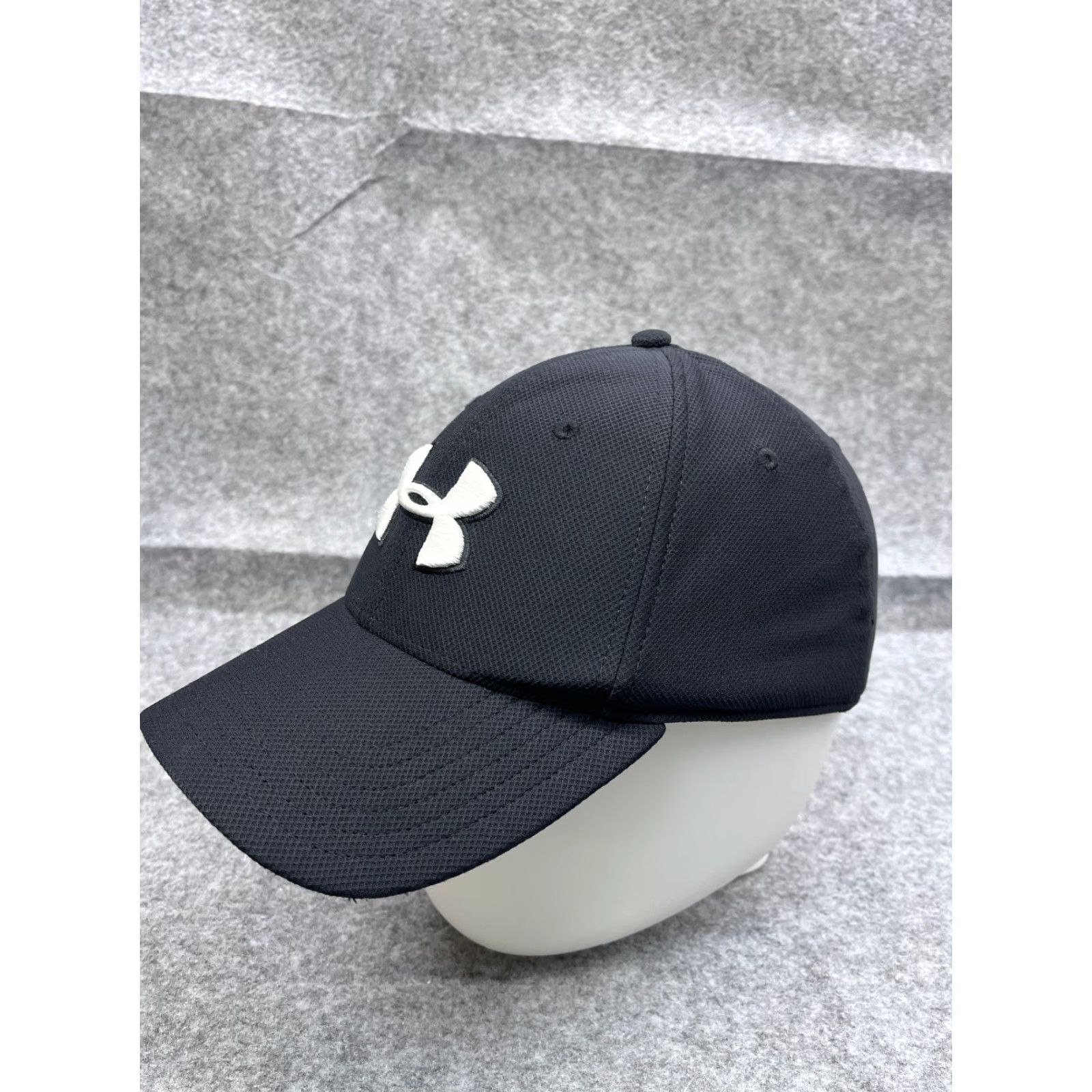 Under Armour Under Armour Hat Cap Fitted Adult XL Black 100% Polyester Classic Fit Baseball Cap Adjustable Lightweight Unisex Adults Mens Womens Sports Outdoor Size ONE SIZE - 4 Thumbnail