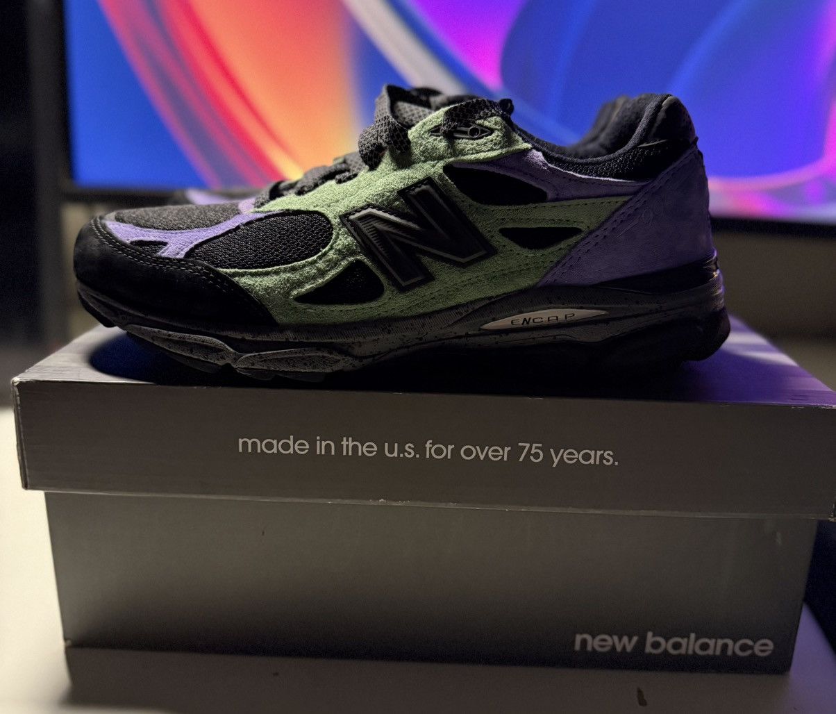 New Balance × Stray Rats Stray Rats New Balance 990v3 The Joker Reprise Finale Size US 9.5 / EU 42-43 - 3 Thumbnail