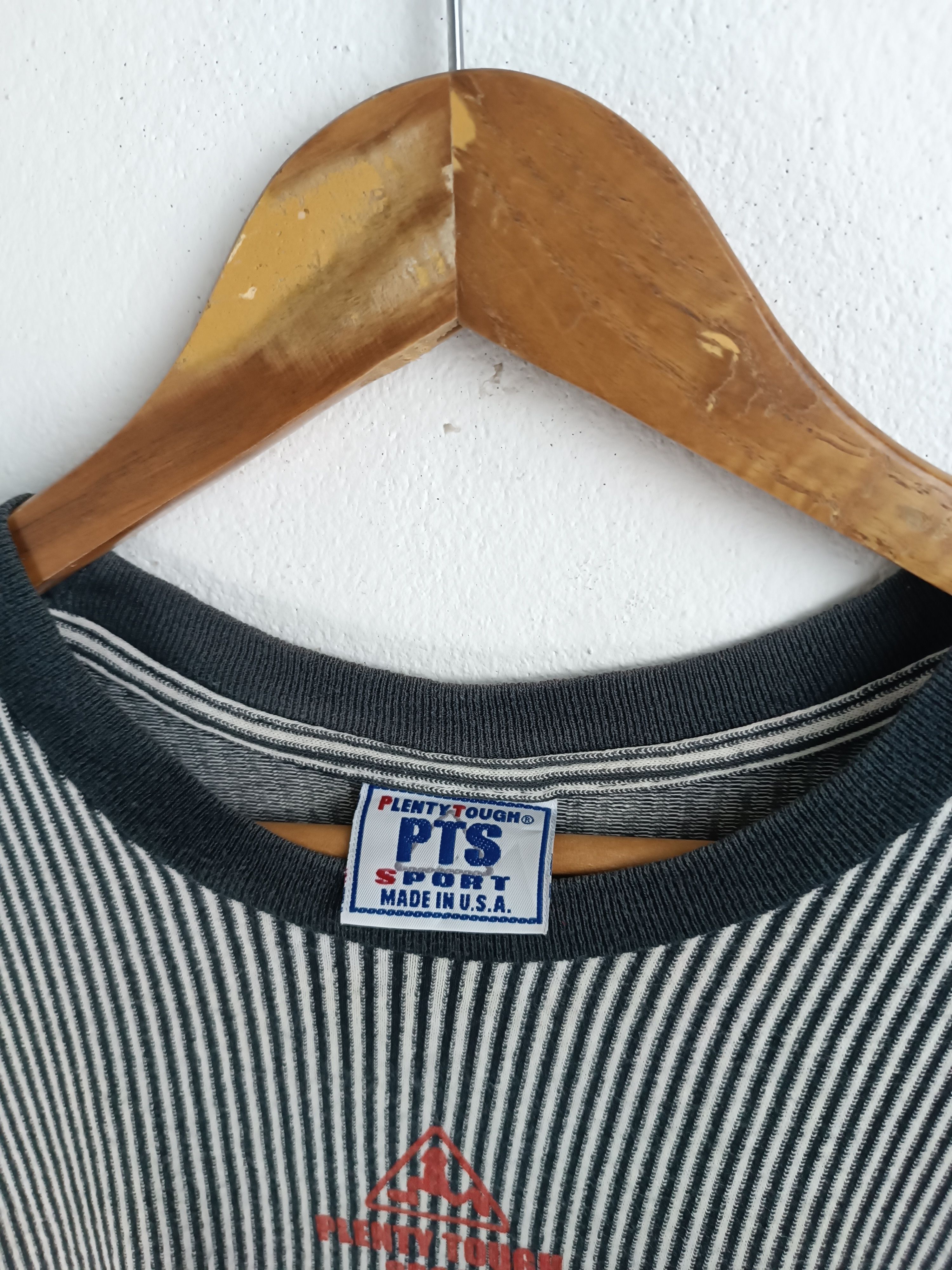 Japanese Brand VINTAGE 90'S PLENTY TOUGH SMALL LOGO VERY RARE TEES Size US L / EU 52-54 / 3 - 11 Thumbnail