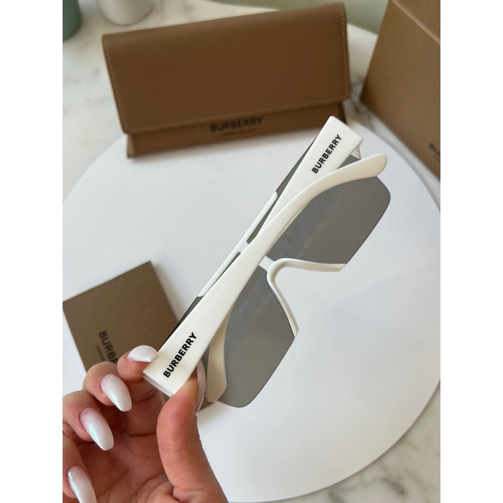 Burberry NEW Burberry BE4291 LOGO Shield Sunglasses in Mirror Lens Size ONE SIZE - 4 Thumbnail