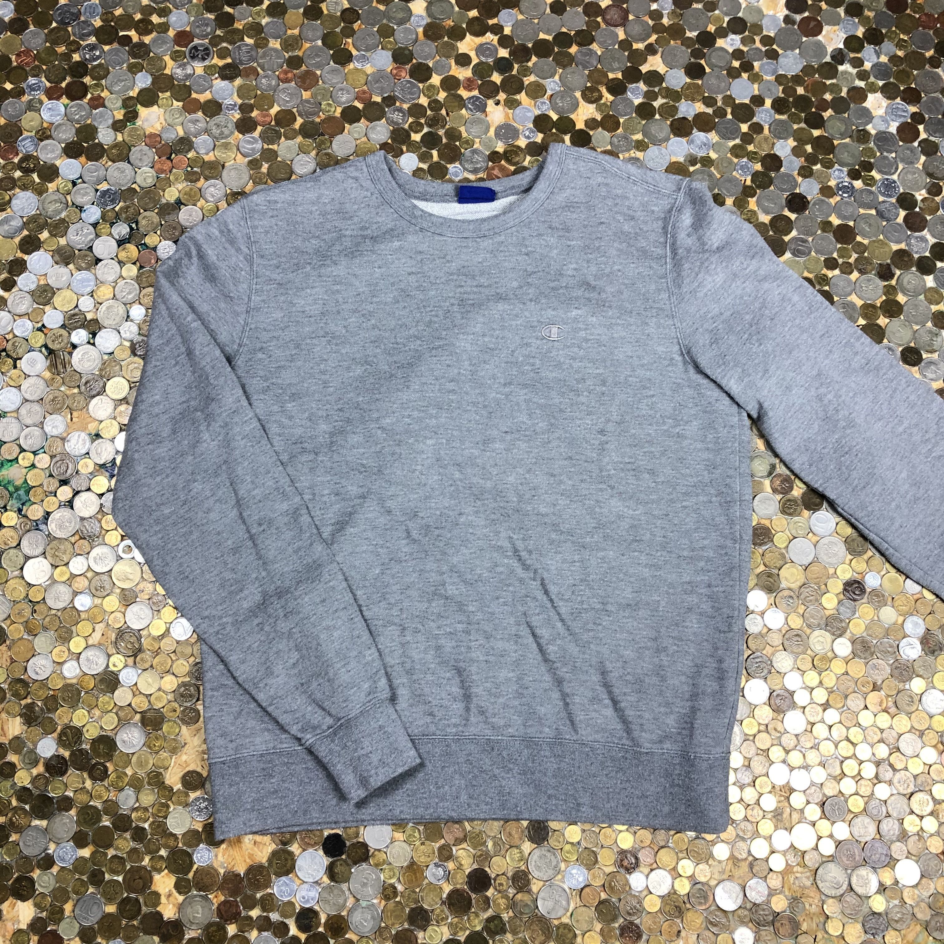Champion Champion Vintage crewneck 90's Size US S / EU 44-46 / 1 - 1 Thumbnail