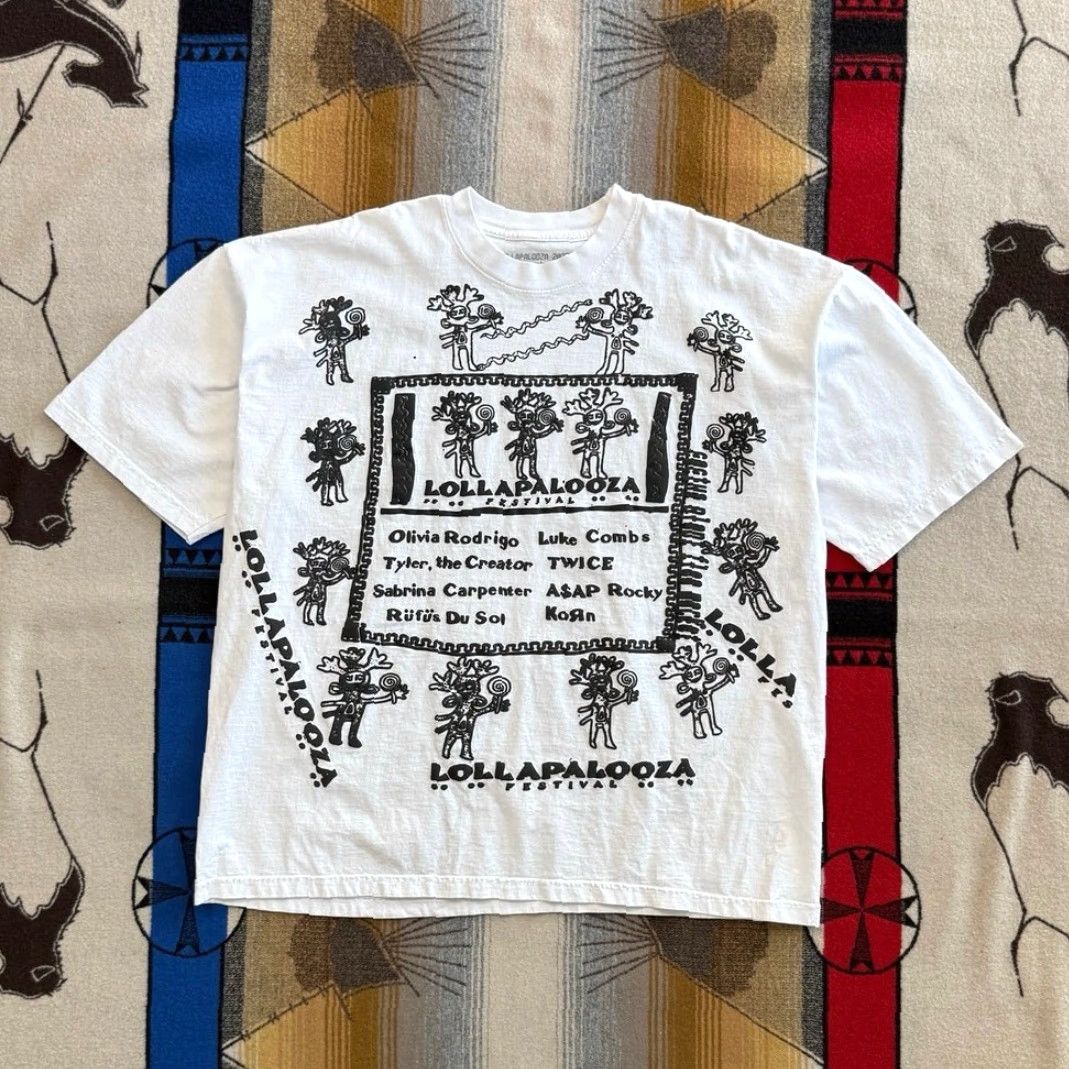 Market Lollapalooza 2025 Cactus Plant Flea Market Lineup T-Shirt 2XL White Men Short Sleeve Regular Solid Sabrina Carpenter Size US XXL / EU 58 / 5 - 2 Thumbnail