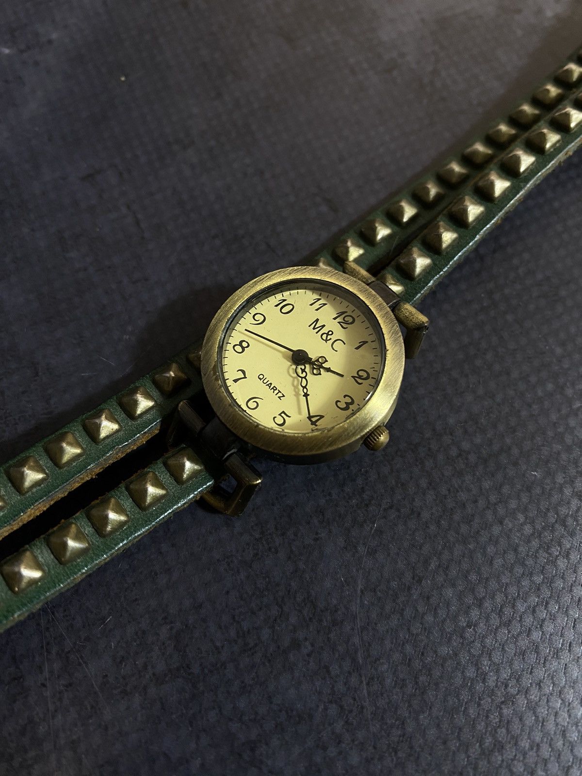Jewelry × Vintage M&C Dual Wrap Studded Green Leather Watch Japanese Brand Size ONE SIZE - 6 Thumbnail