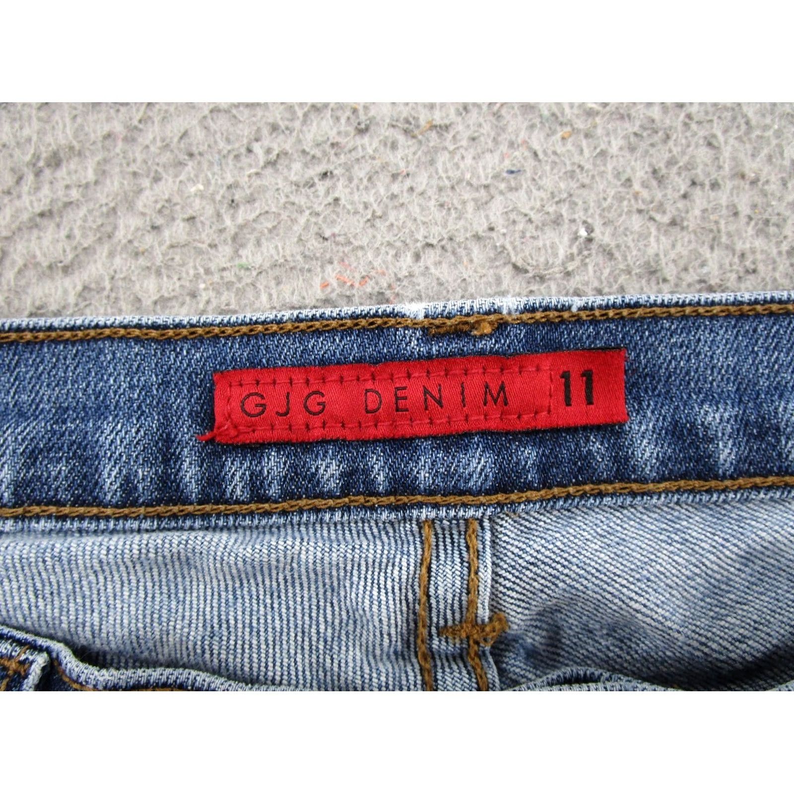 Doublet GjG Women’s Distressed Jeans Junior Size 11 Straight Mid Stretch Denim Blue 5-Pocket Design Vintage: No Adults Womens Size 32" / US 10 / IT 46 - 4 Thumbnail