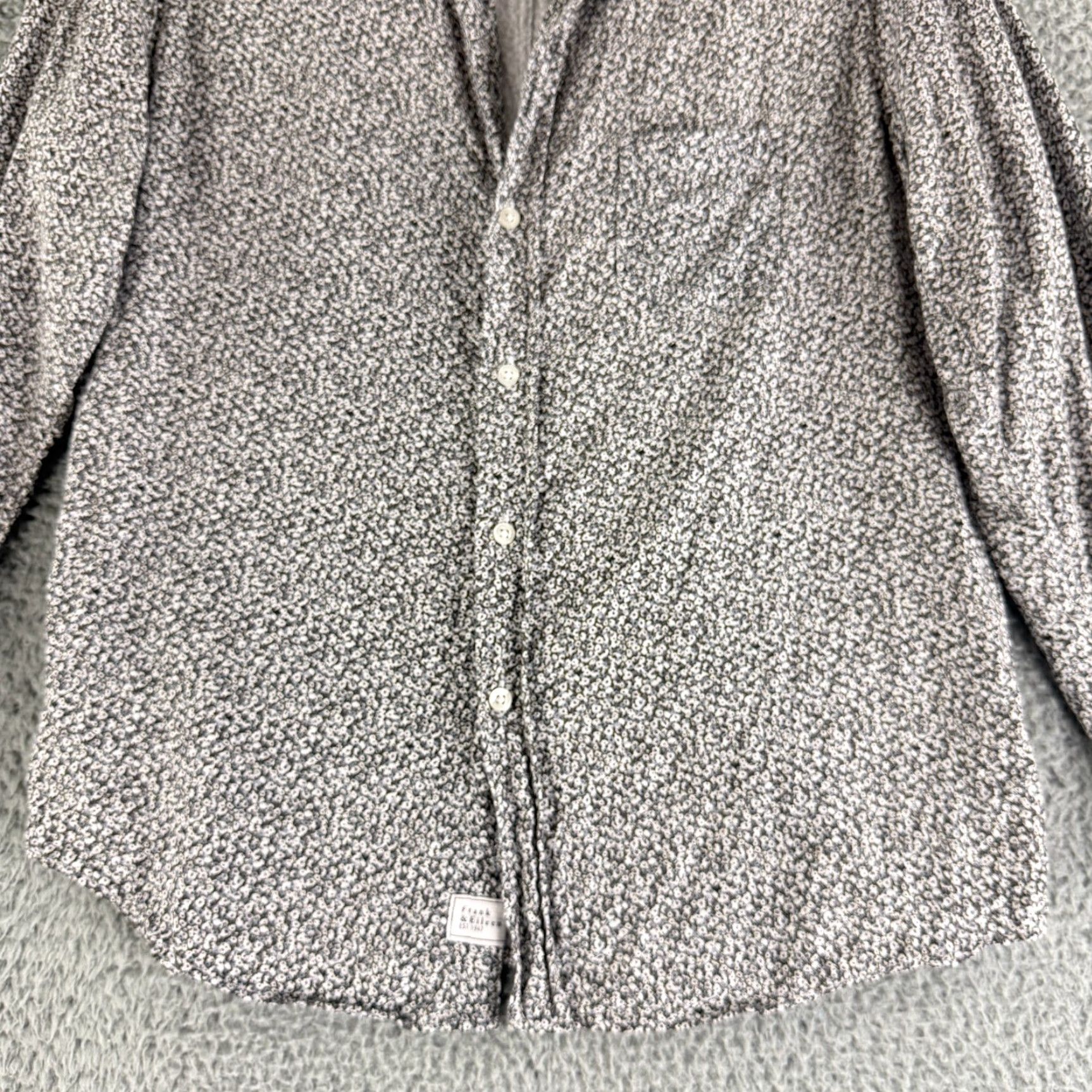Frank & Eileen Frank & Eileen Barry Crinkle Button-Up Shirt Womens Small White Gray Floral LS Size S / US 4 / IT 40 - 4 Thumbnail