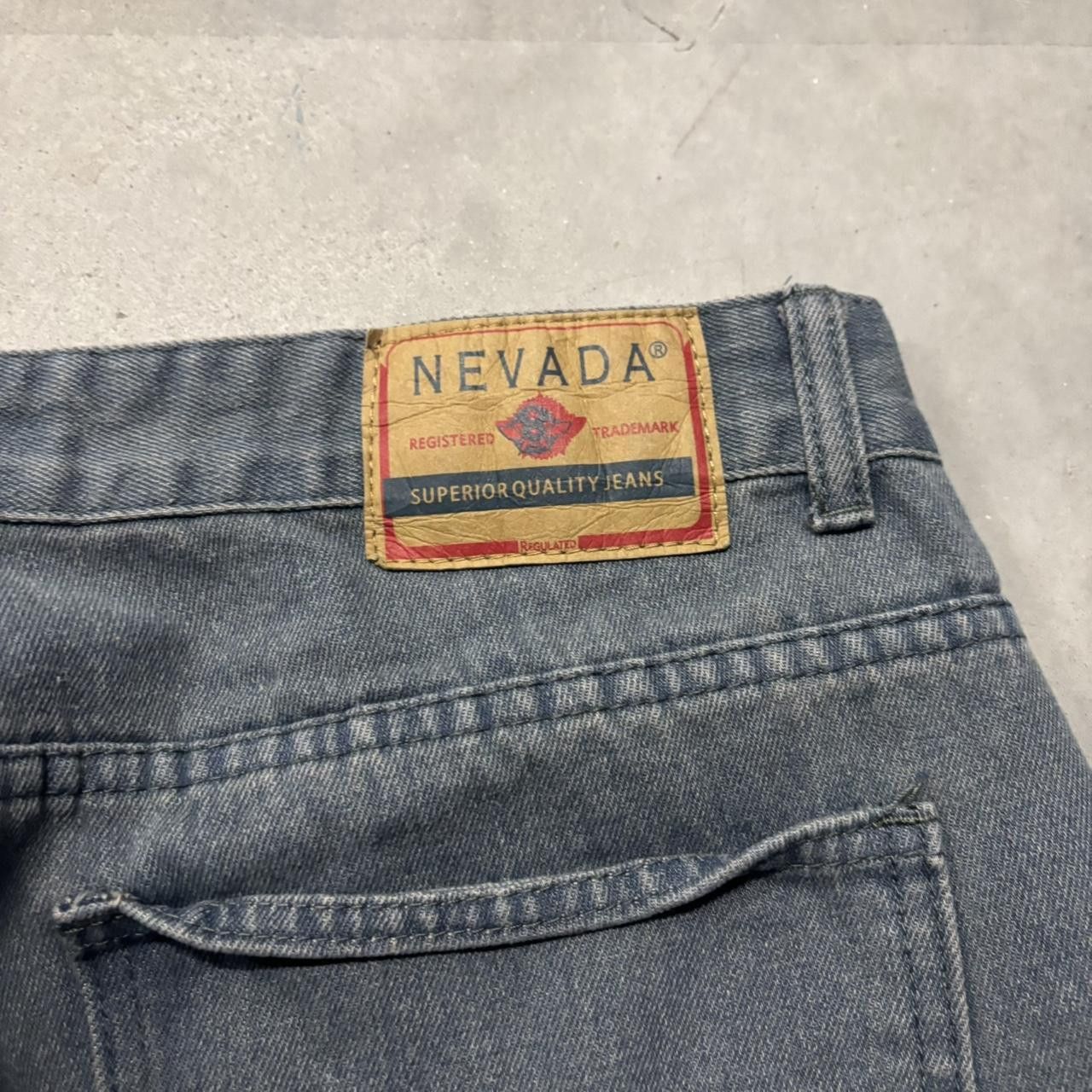 Japanese Brand × Vintage Crazy Vintage Y2K/2000s Faded Dark Blue Wash Essential Denim Jeans! Size US 33 - 7 Thumbnail