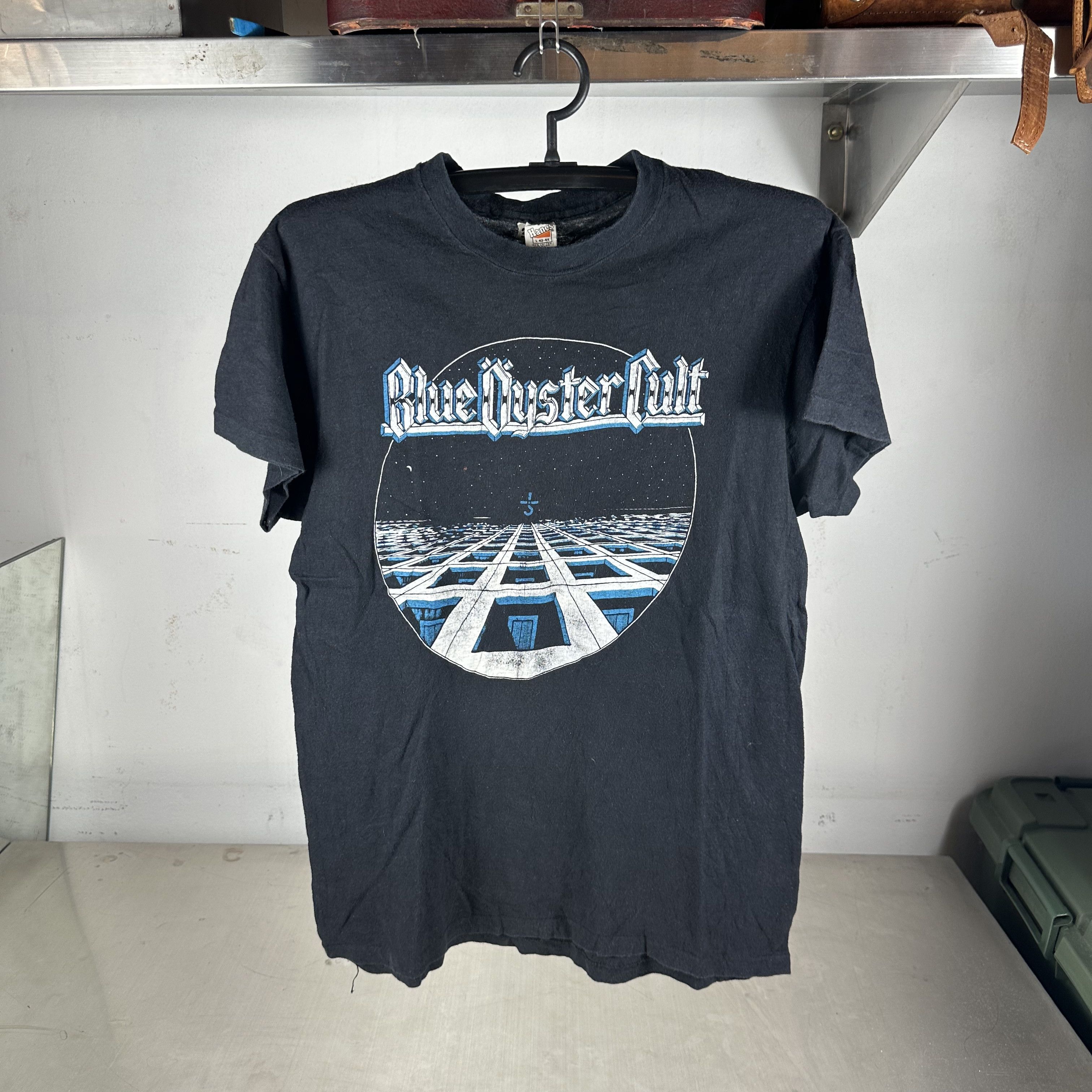 Vintage 70s/80s Blue Oyster Cult Rock Band Double Sided T-shirt Size US M / EU 48-50 / 2 - 1 Thumbnail