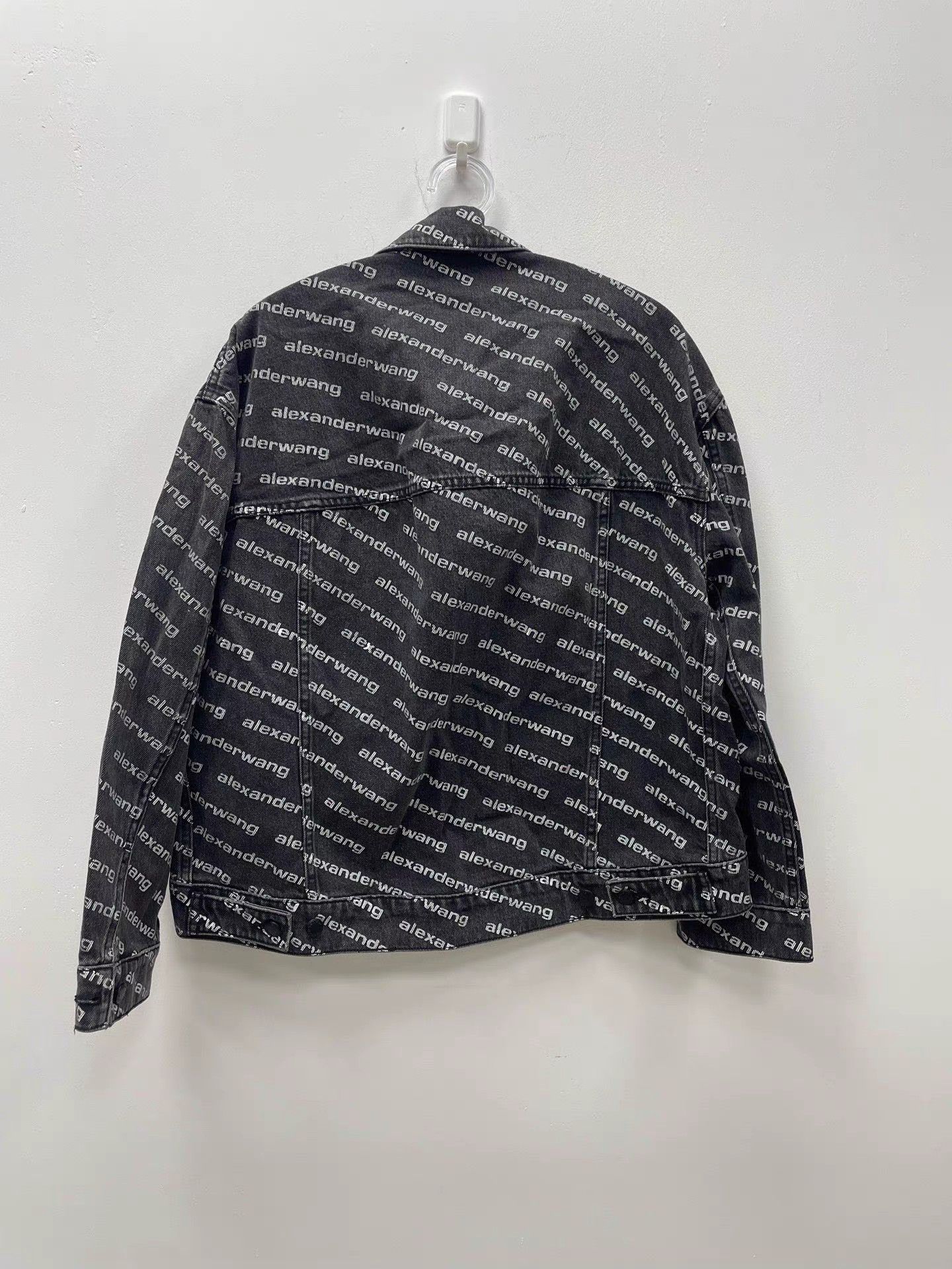 Alexander Wang Alexander Wang All-Over Logo Print Denim Jacket K2 Size US M / EU 48-50 / 2 - 2 Thumbnail