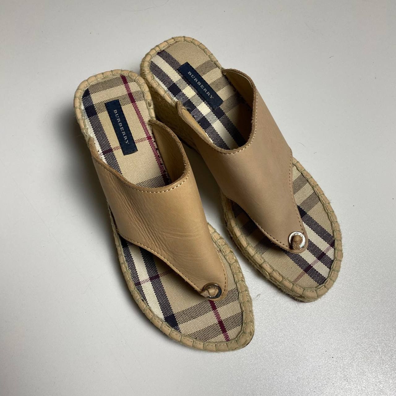 image of Burberry Women’S Leather Sandals Size:39 in Beige, Women's