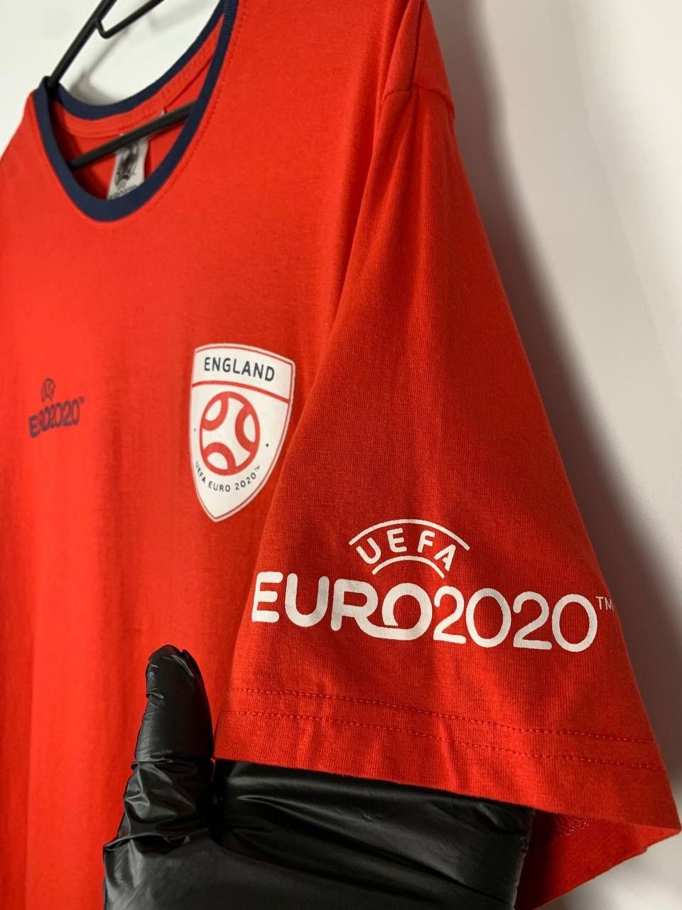 Other Men’s England Euro 2020 Red T-Shirt – UEFA Soccer Fan Jersey Size US XL / EU 56 / 4 - 4 Thumbnail