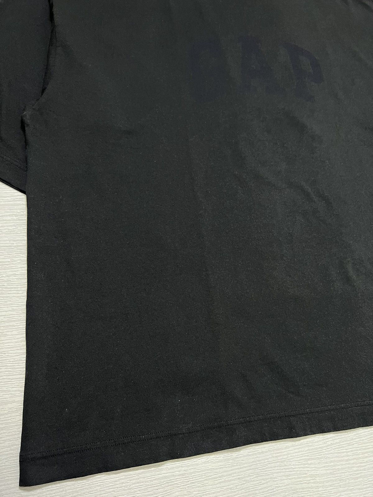 Balenciaga × Gap × Kanye West Yeezy - Gap - Engineered by Balenciaga - Dove 3/4 Sleeve Tee Size US M / EU 48-50 / 2 - 9 Thumbnail