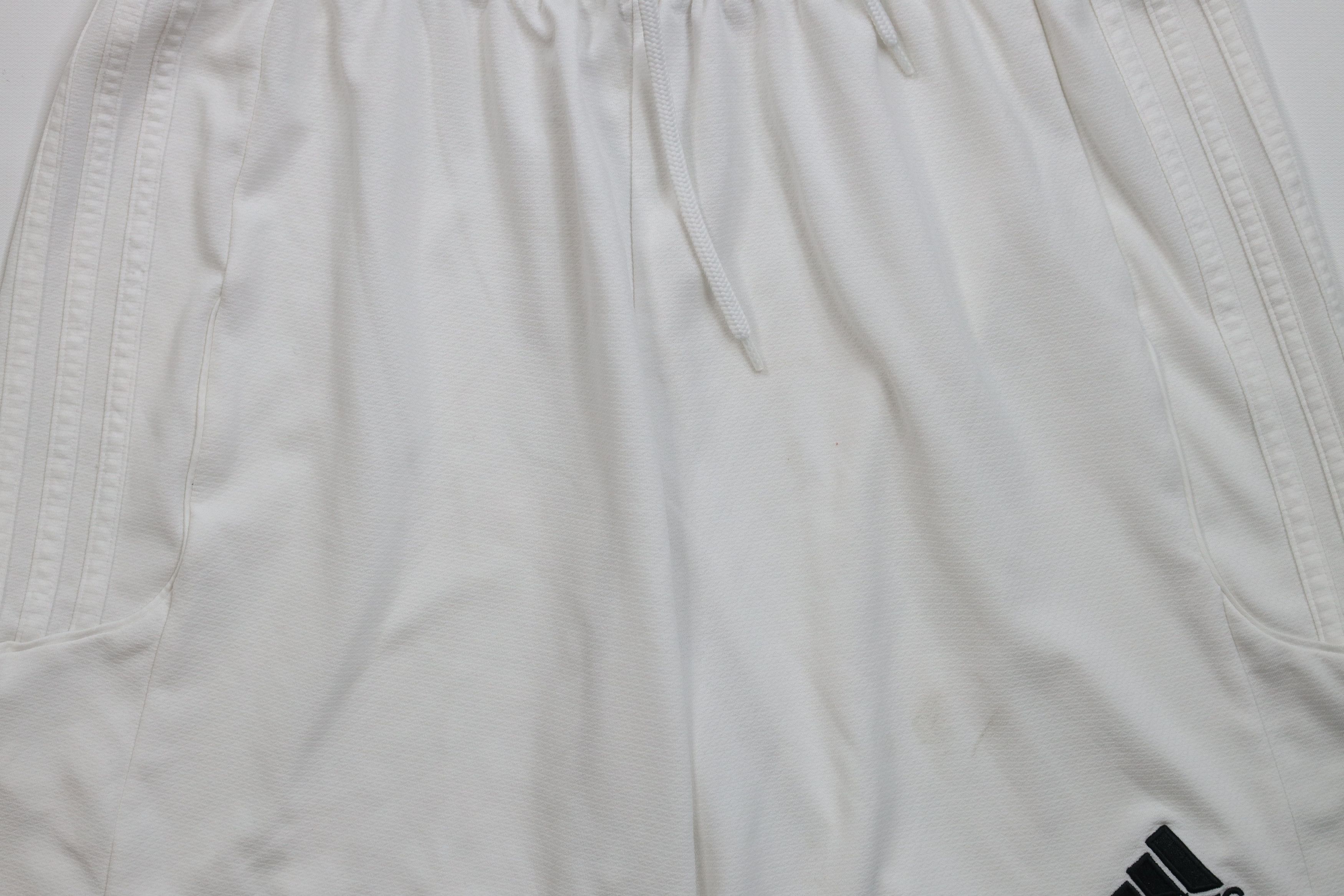 Adidas × Vintage Vintage Adidas Above Knee Running Jogging Soccer Shorts Size US 34 / EU 50 - 3 Thumbnail