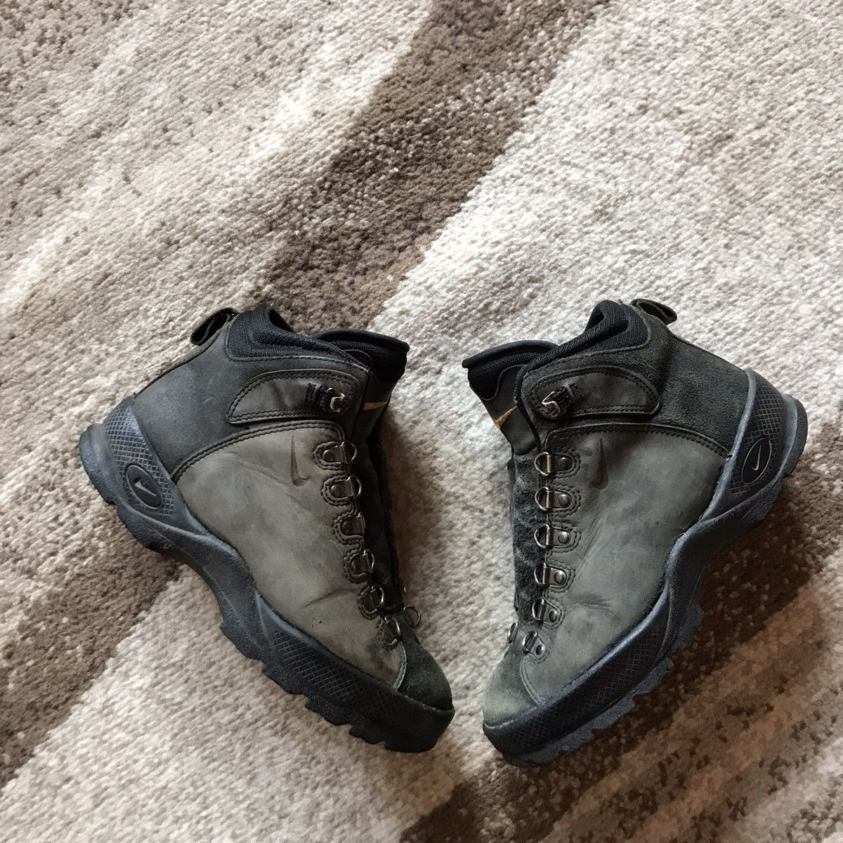 Nike × Nike ACG × Vintage Vintage Nike ACG Caldera Womens 38 90s Hiking Boot Gorp Size US 8 / IT 38 - 2 Thumbnail