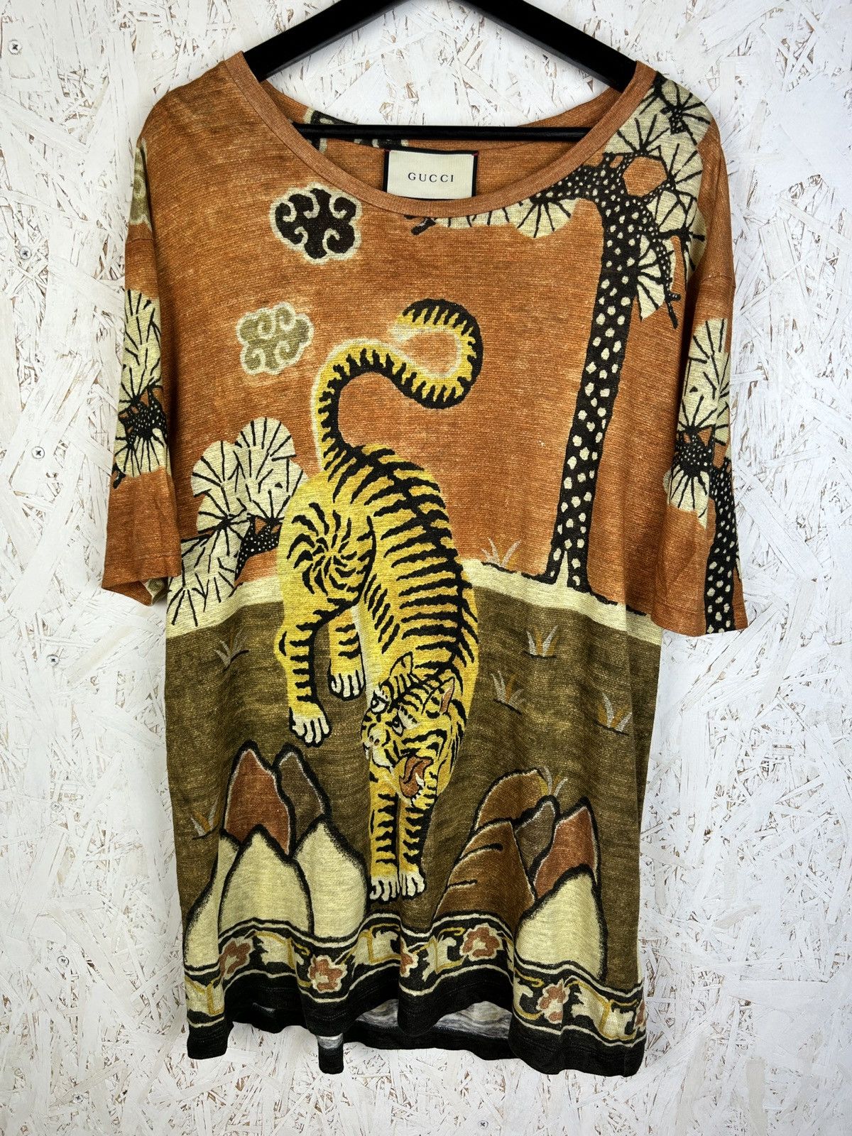 Gucci Linen Bengal Tiger Print T-Shirt Size L