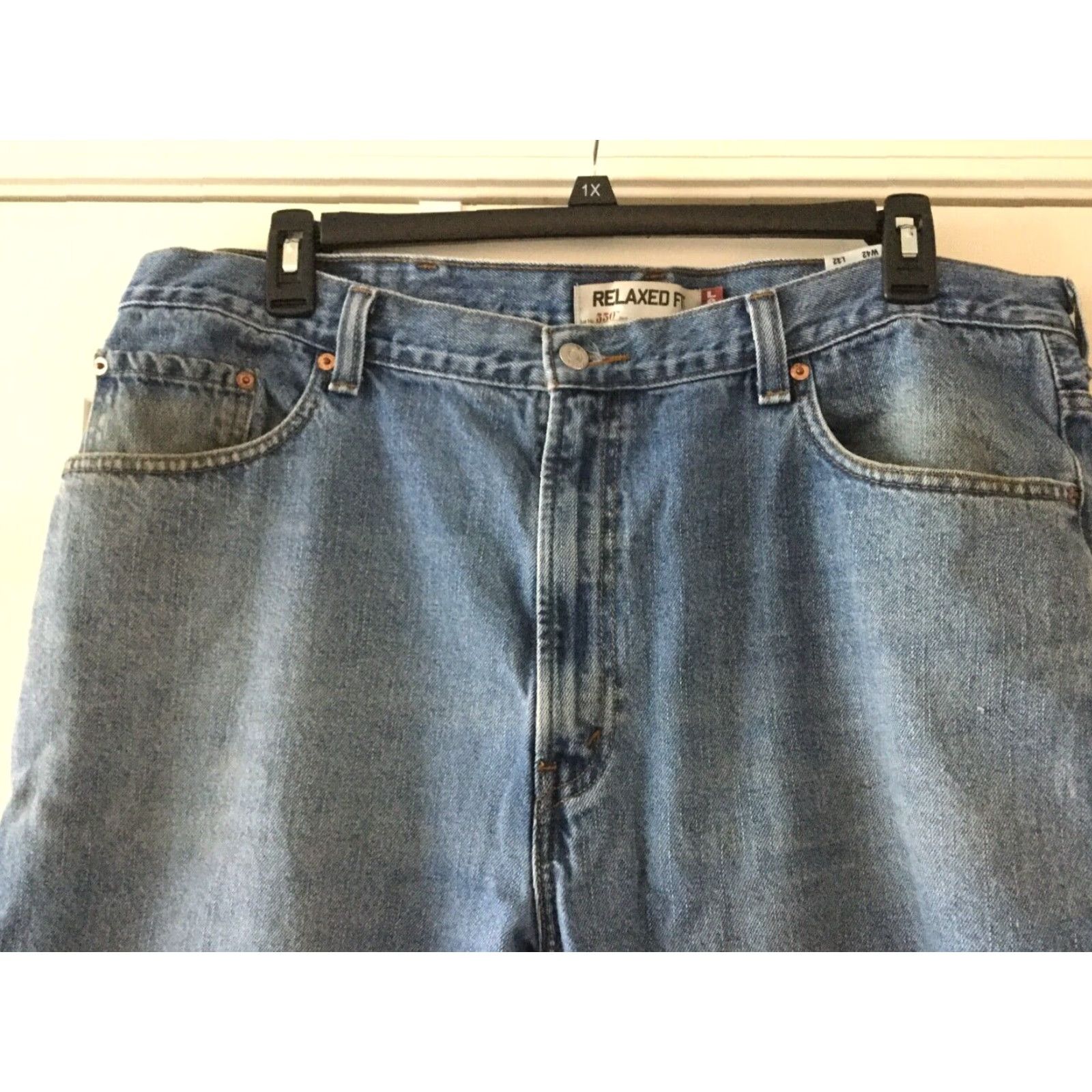 Levi's Levi's 550 Relaxed Fit Denim Jeans 42x32 Medium Wash Blue Mens Size US 42 / EU 58 - 2 Thumbnail