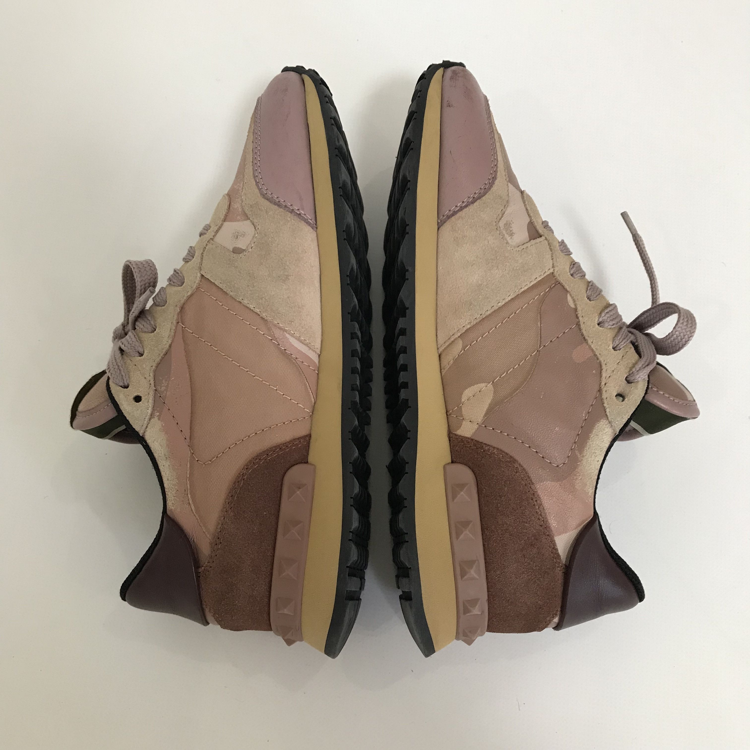 Valentino VALENTINO Garavani Rockrunner Pink Camouflage Sneakers Shoes Size US 7 / IT 37 - 7 Thumbnail